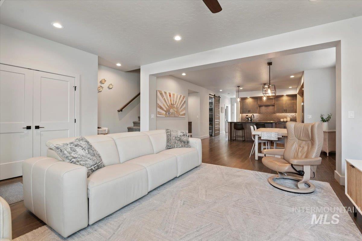 3220 S Shadywood Way, Boise, Idaho 83716, 3 Bedrooms, 2.5 Bathrooms, Residential For Sale, Price $709,500,MLS 98997986