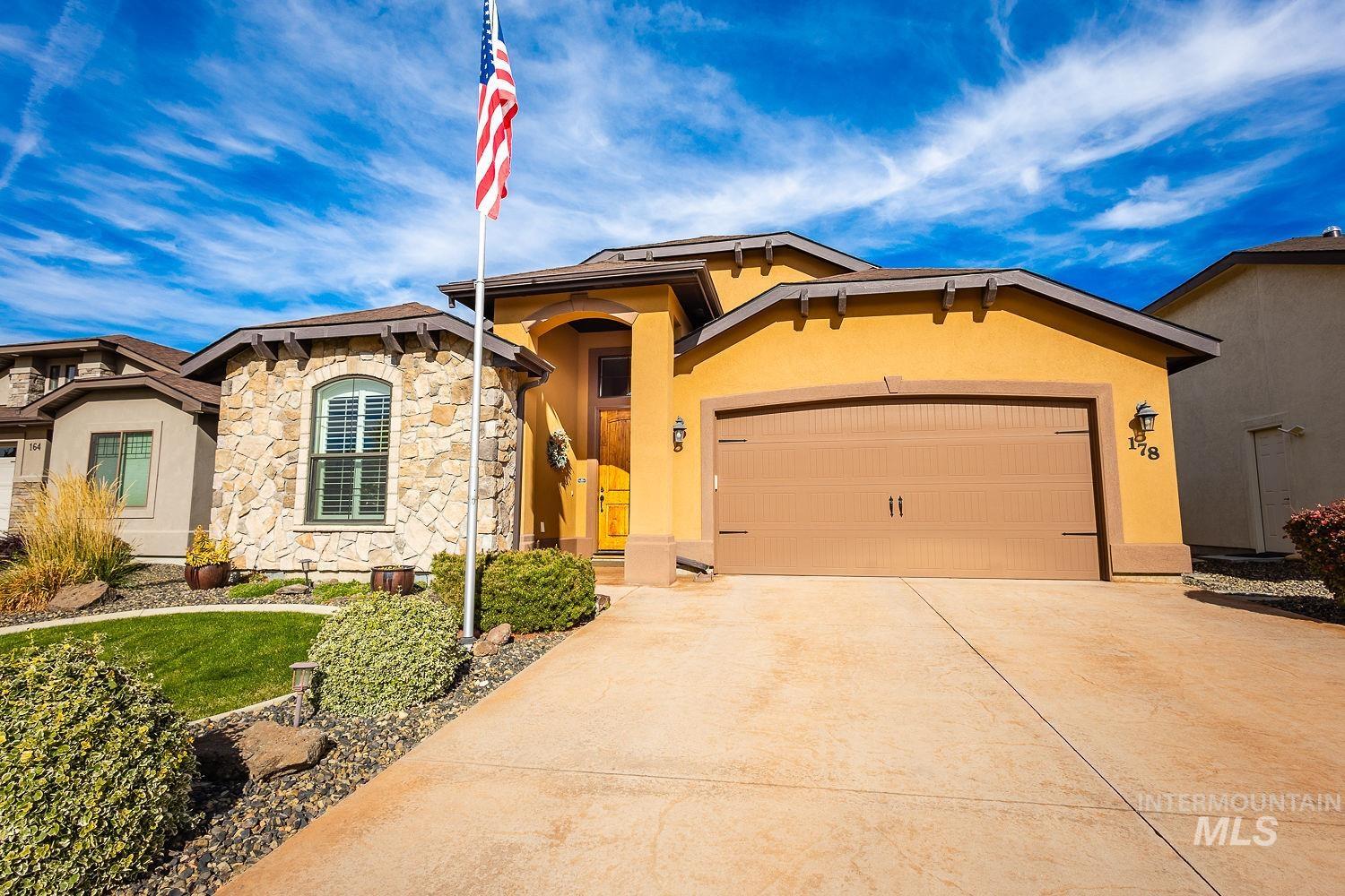 178 E E. Rio Colinas Dr., Meridian, Idaho 83646, 4 Bedrooms, 2 Bathrooms, Residential For Sale, Price $619,900,MLS 98997987