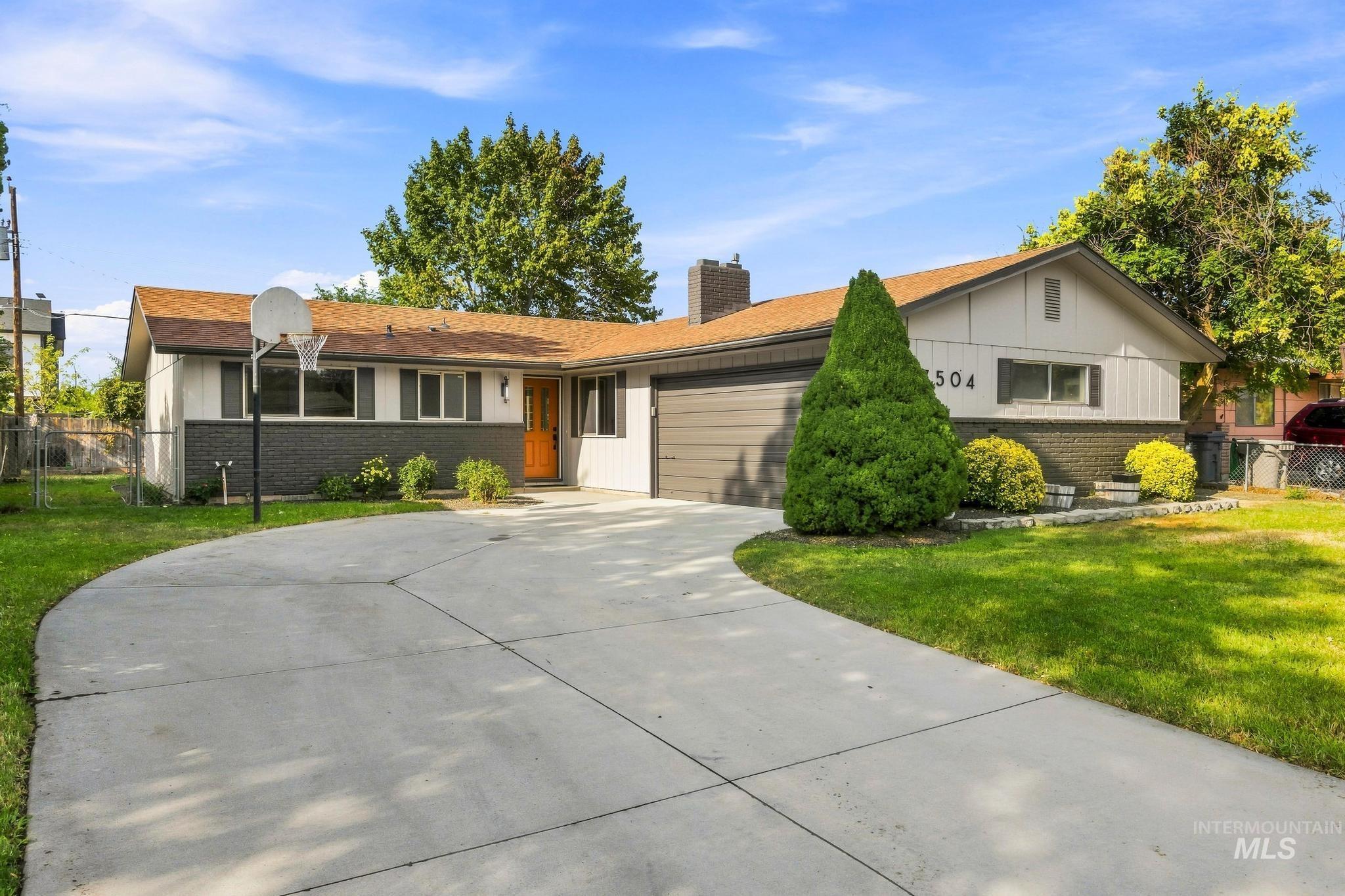7504 W Colehaven Ave, Boise, Idaho 83704, 3 Bedrooms, 1.5 Bathrooms, Residential For Sale, Price $399,900,MLS 98997988