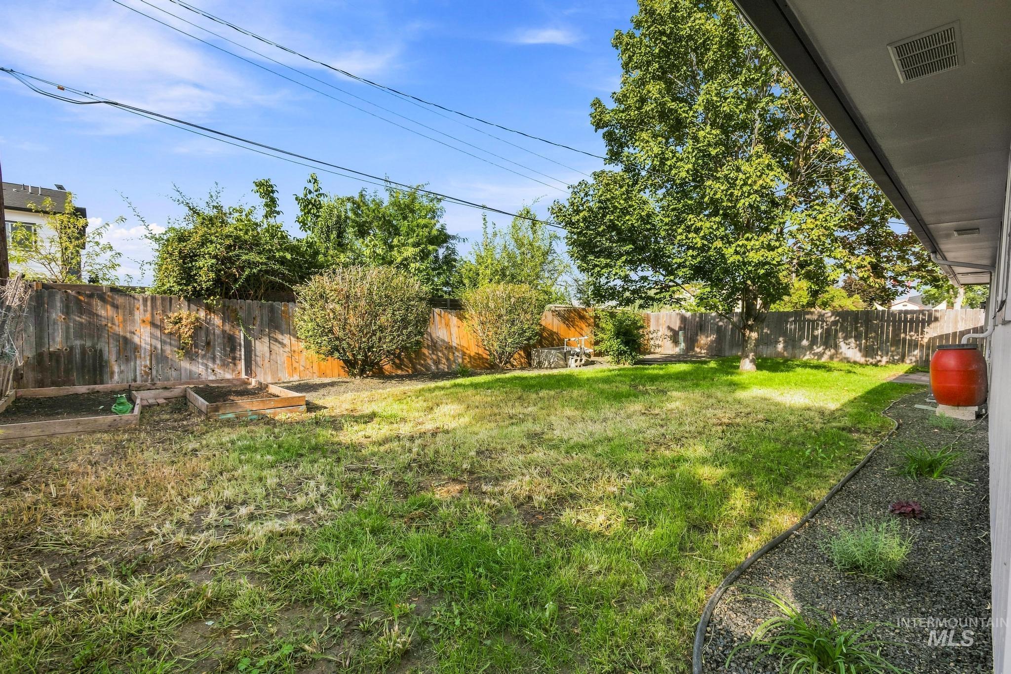 7504 W Colehaven Ave, Boise, Idaho 83704, 3 Bedrooms, 1.5 Bathrooms, Residential For Sale, Price $399,900,MLS 98997988