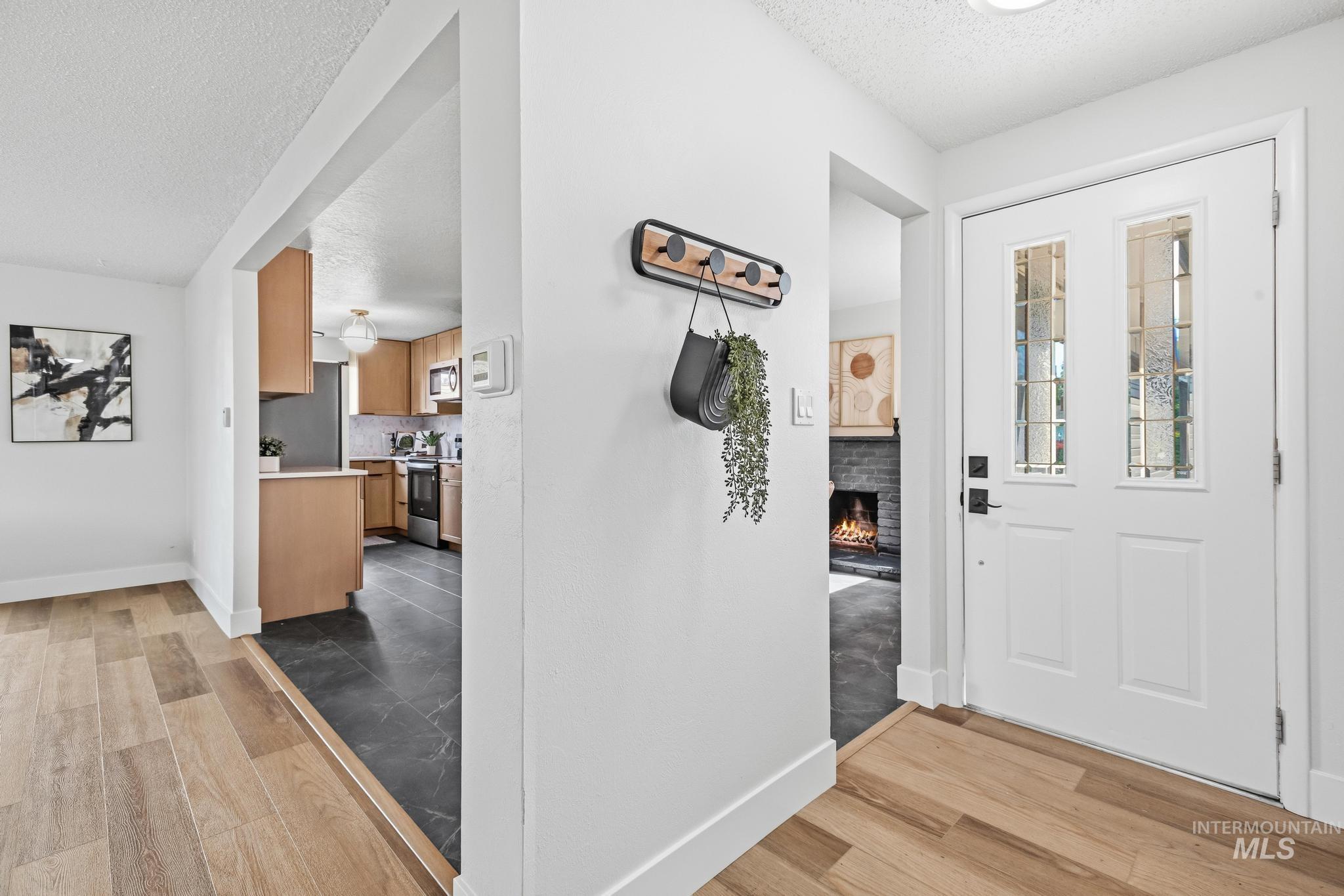 7504 W Colehaven Ave, Boise, Idaho 83704, 3 Bedrooms, 1.5 Bathrooms, Residential For Sale, Price $399,900,MLS 98997988