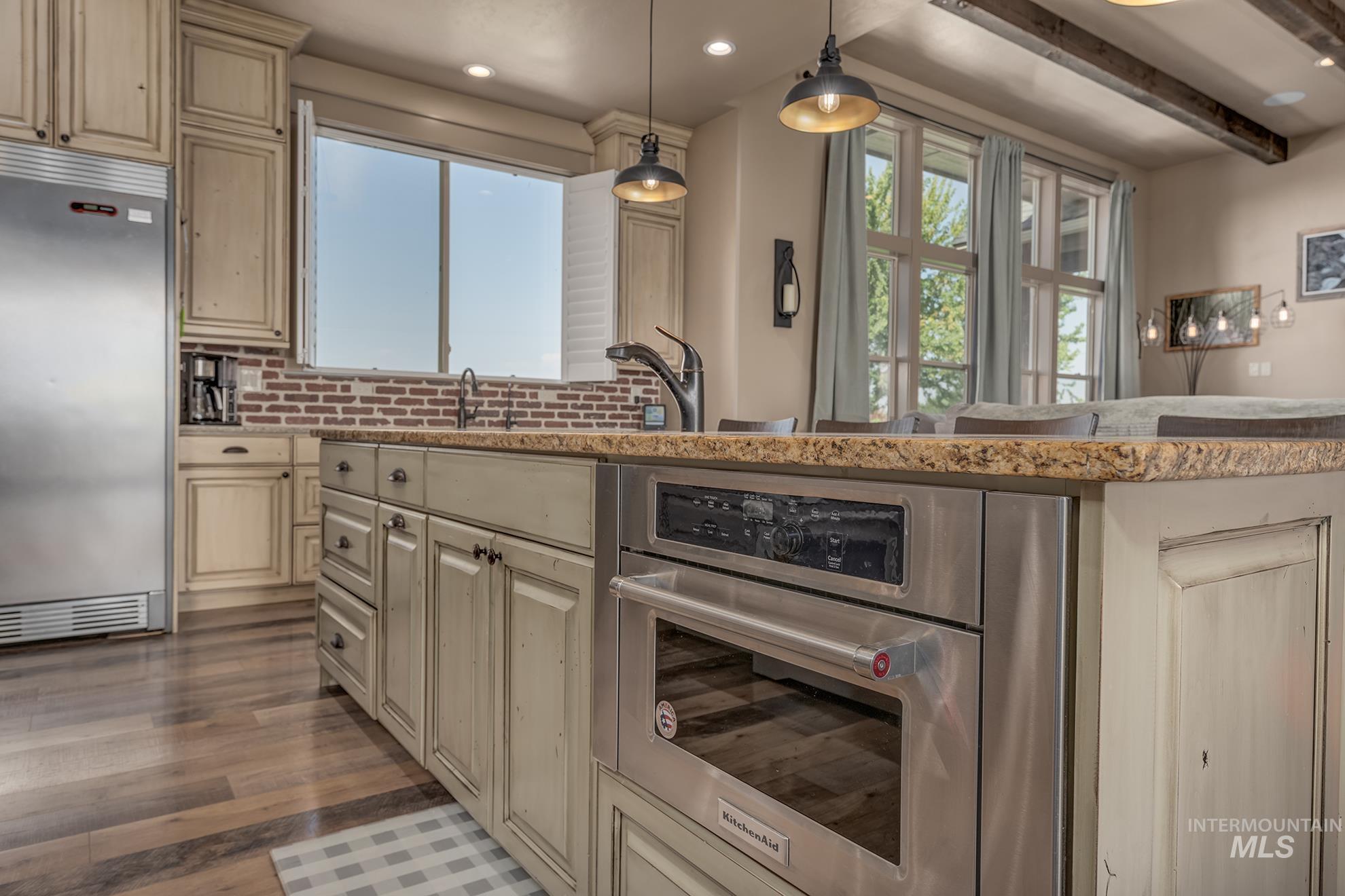 1085 Glenway Avenue, Fruitland, Idaho 83619, 4 Bedrooms, 4 Bathrooms, Residential For Sale, Price $1,250,000, 98997990