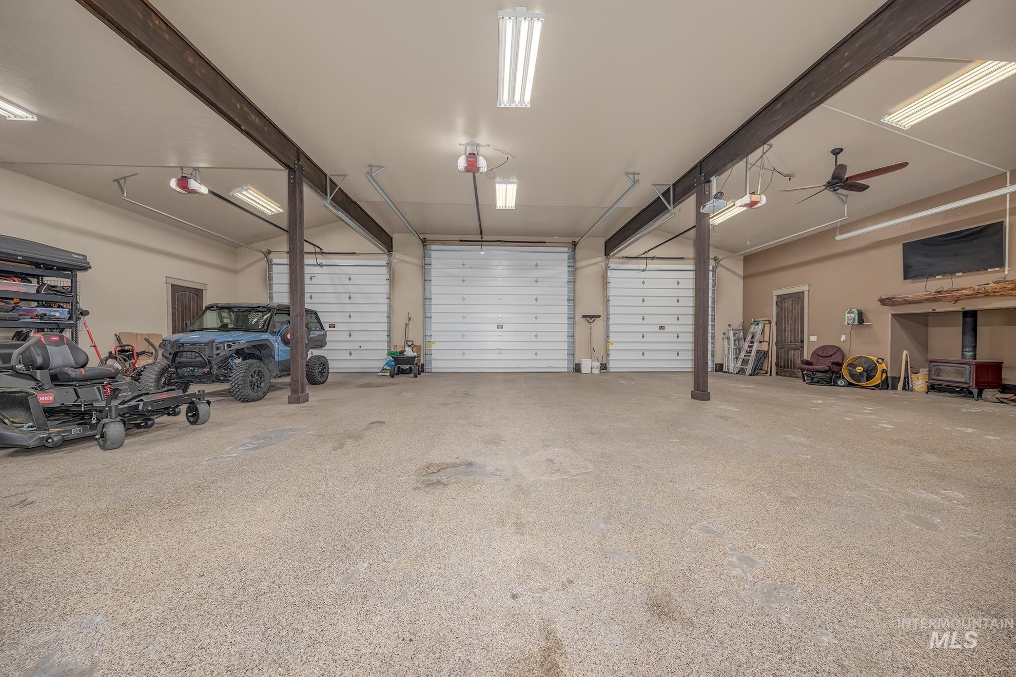 1085 Glenway Avenue, Fruitland, Idaho 83619, 4 Bedrooms, 4 Bathrooms, Residential For Sale, Price $1,250,000, 98997990