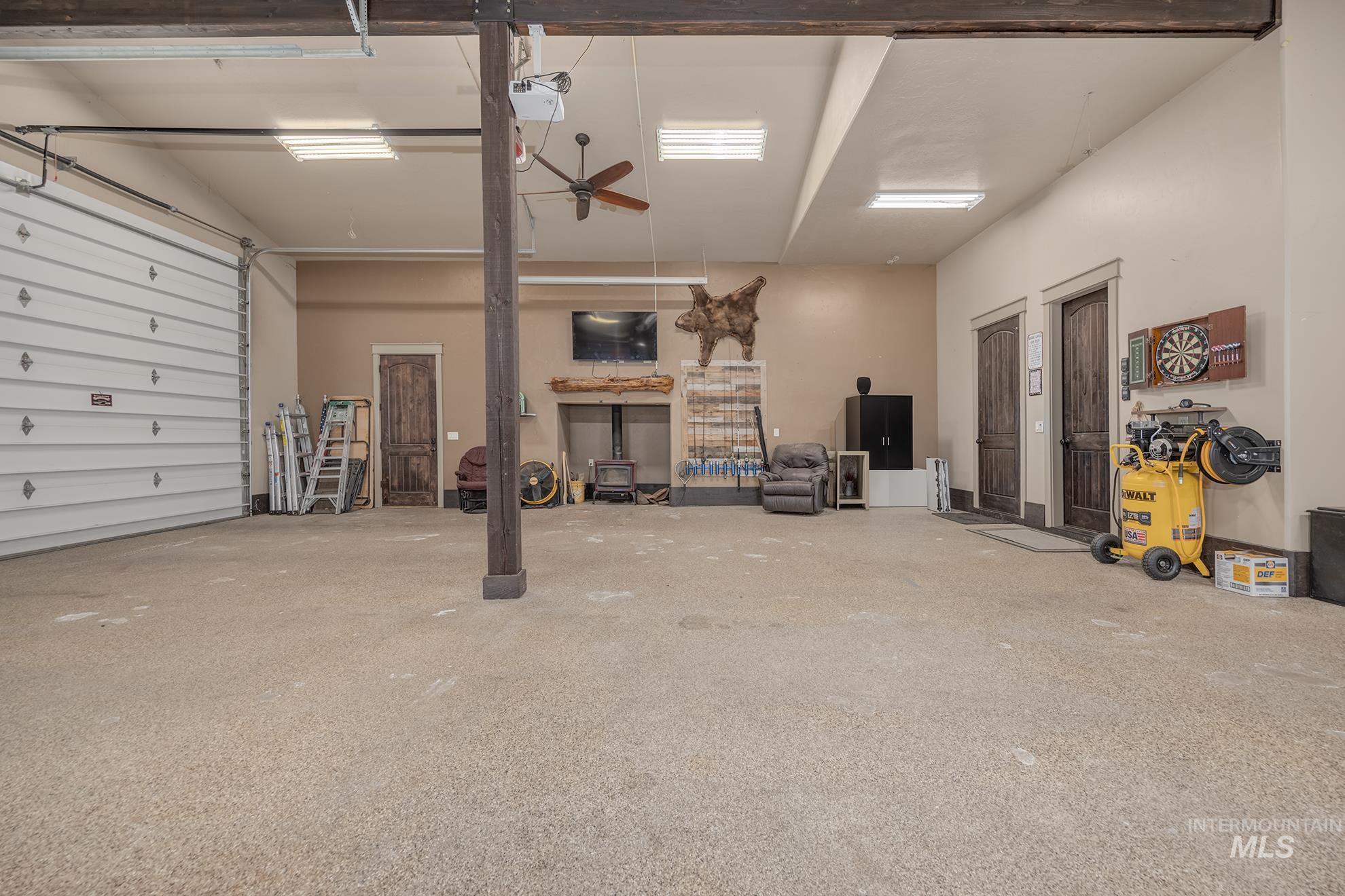 1085 Glenway Avenue, Fruitland, Idaho 83619, 4 Bedrooms, 4 Bathrooms, Residential For Sale, Price $1,250,000, 98997990