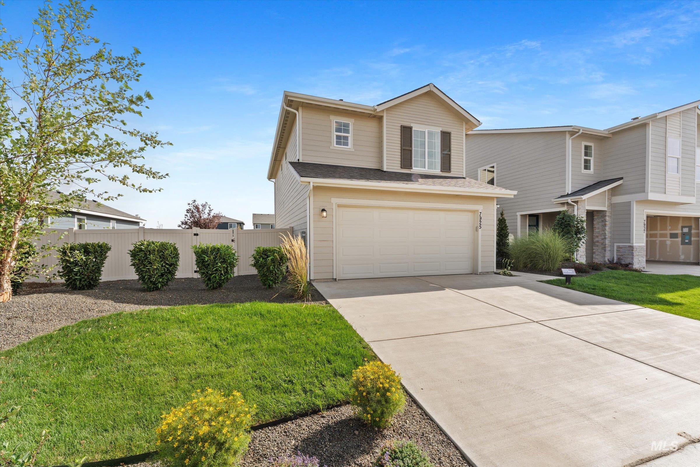 7925 E Beaufort St, Nampa, Idaho 83687, 3 Bedrooms, 2.5 Bathrooms, Residential For Sale, Price $399,103,MLS 98997991