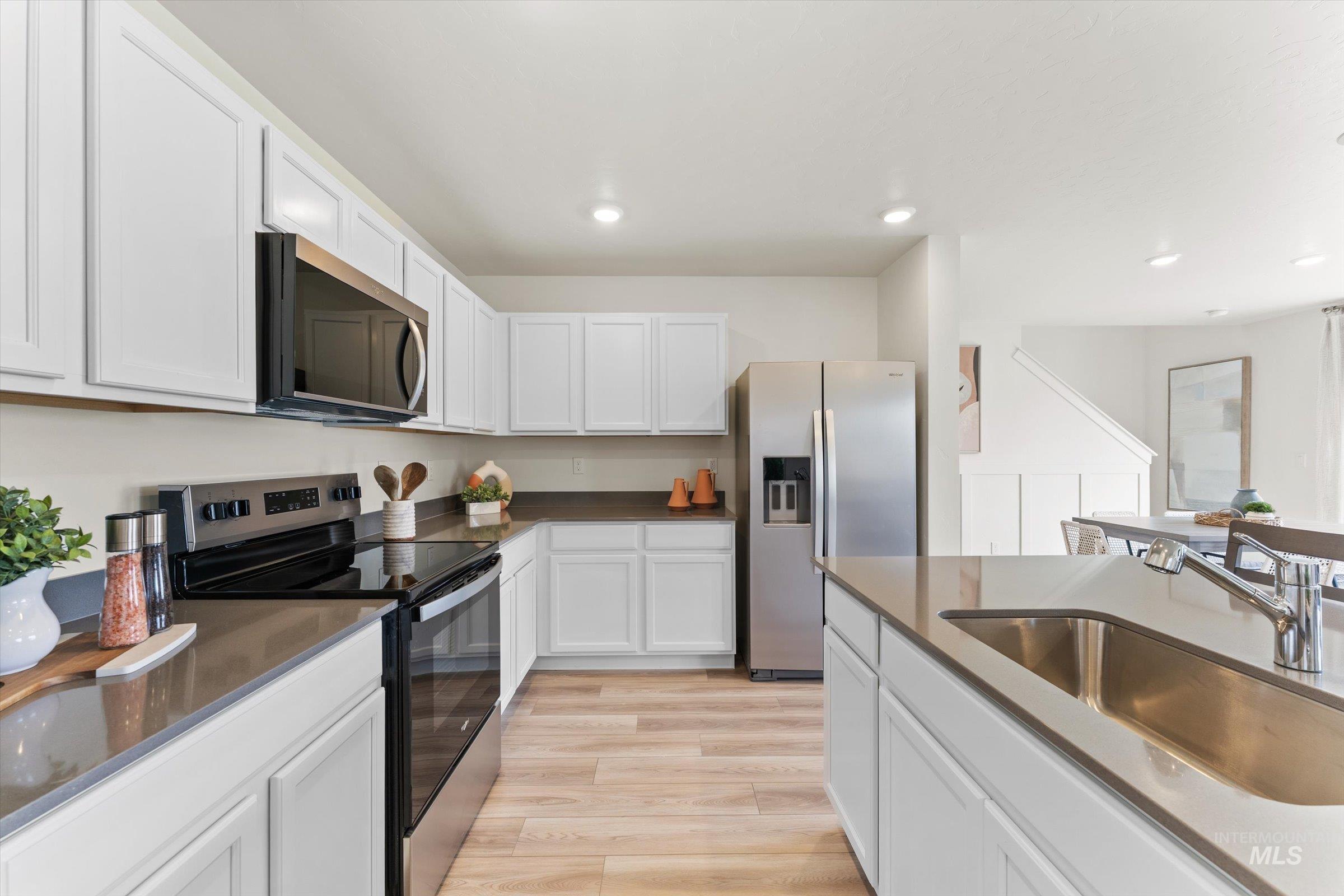 7925 E Beaufort St, Nampa, Idaho 83687, 3 Bedrooms, 2.5 Bathrooms, Residential For Sale, Price $399,103,MLS 98997991