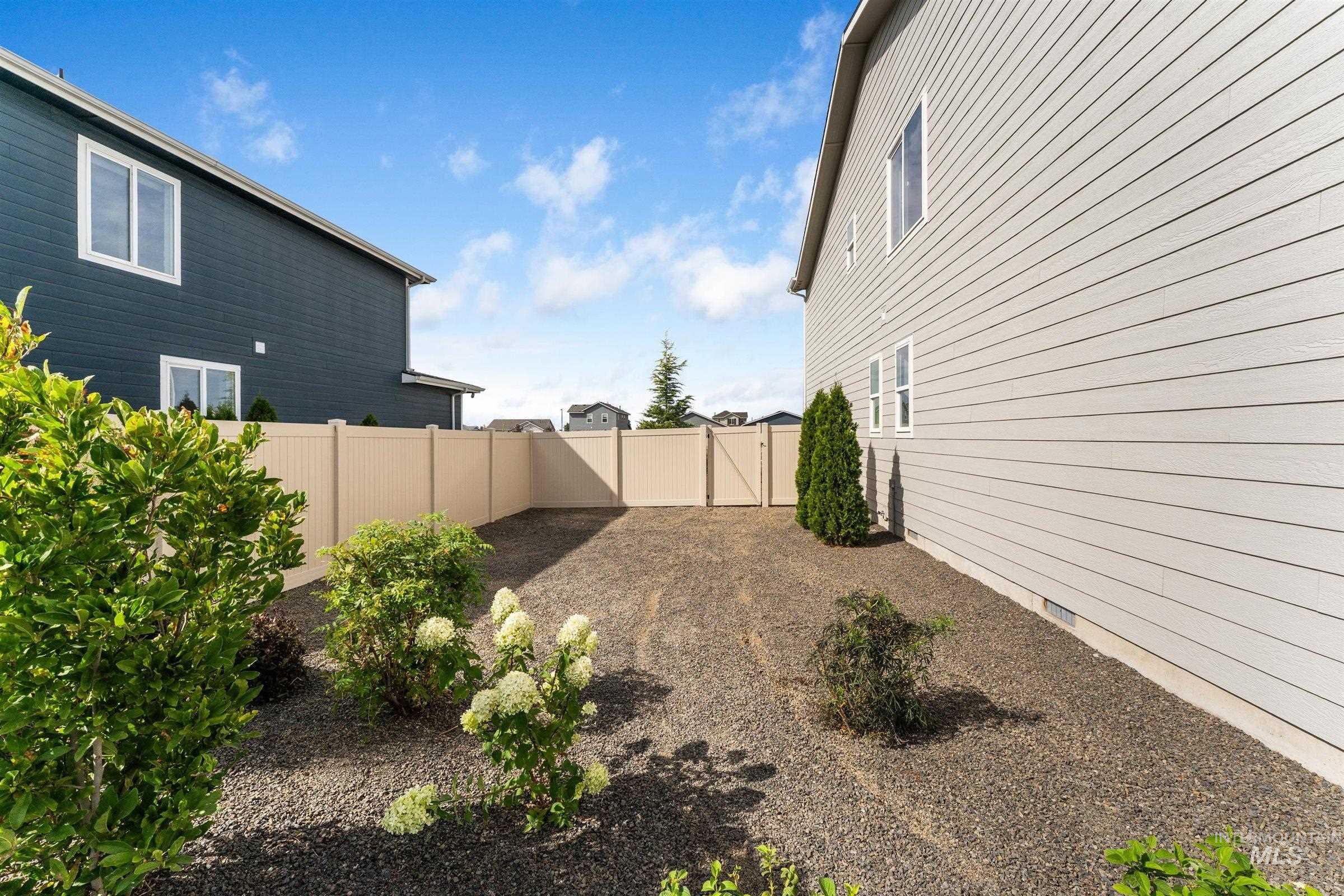 7937 E Beaufort St, Nampa, Idaho 83687, 4 Bedrooms, 2.5 Bathrooms, Residential For Sale, Price $514,186,MLS 98997993