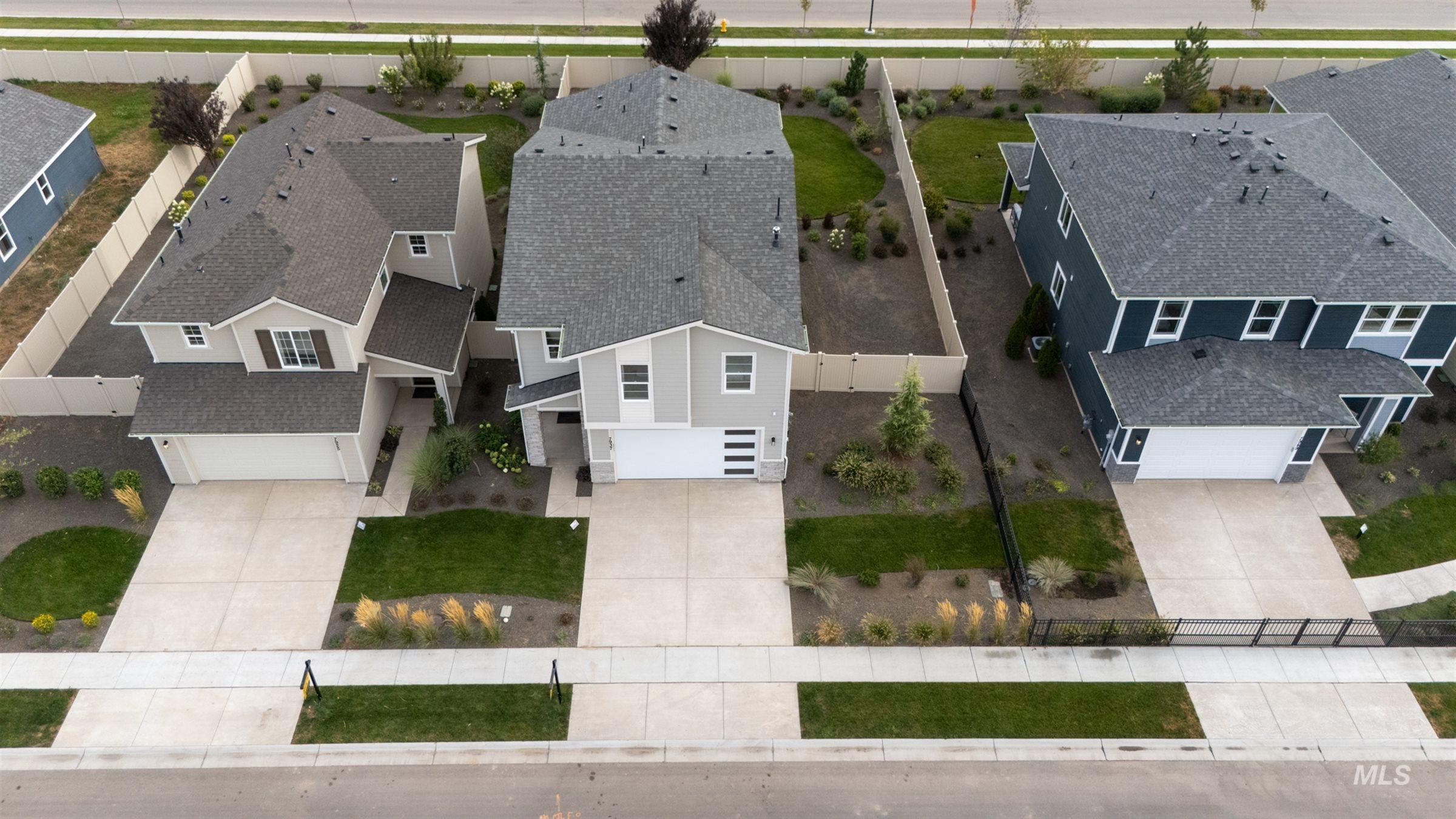 7937 E Beaufort St, Nampa, Idaho 83687, 4 Bedrooms, 2.5 Bathrooms, Residential For Sale, Price $514,186,MLS 98997993