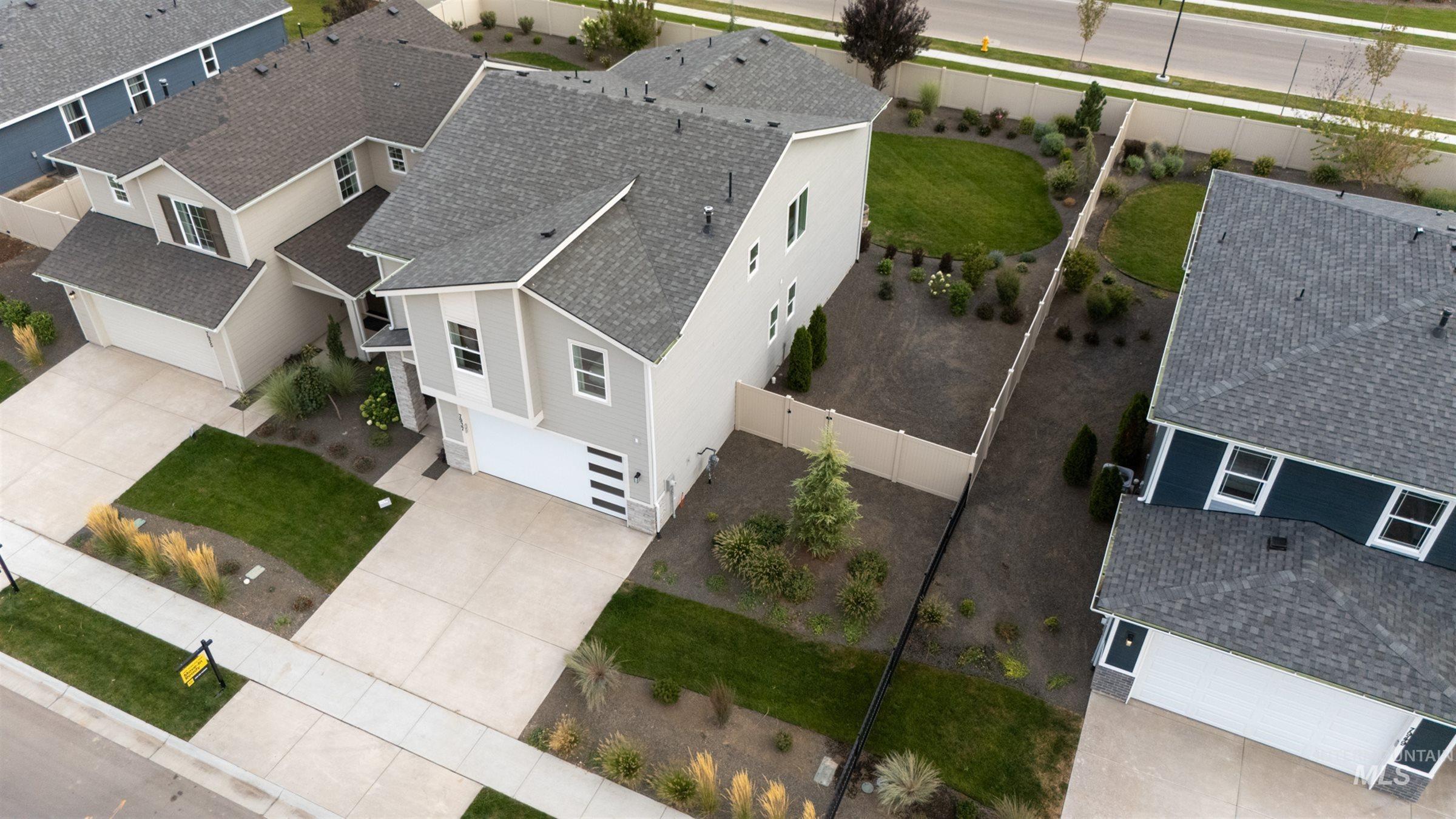 7937 E Beaufort St, Nampa, Idaho 83687, 4 Bedrooms, 2.5 Bathrooms, Residential For Sale, Price $514,186,MLS 98997993