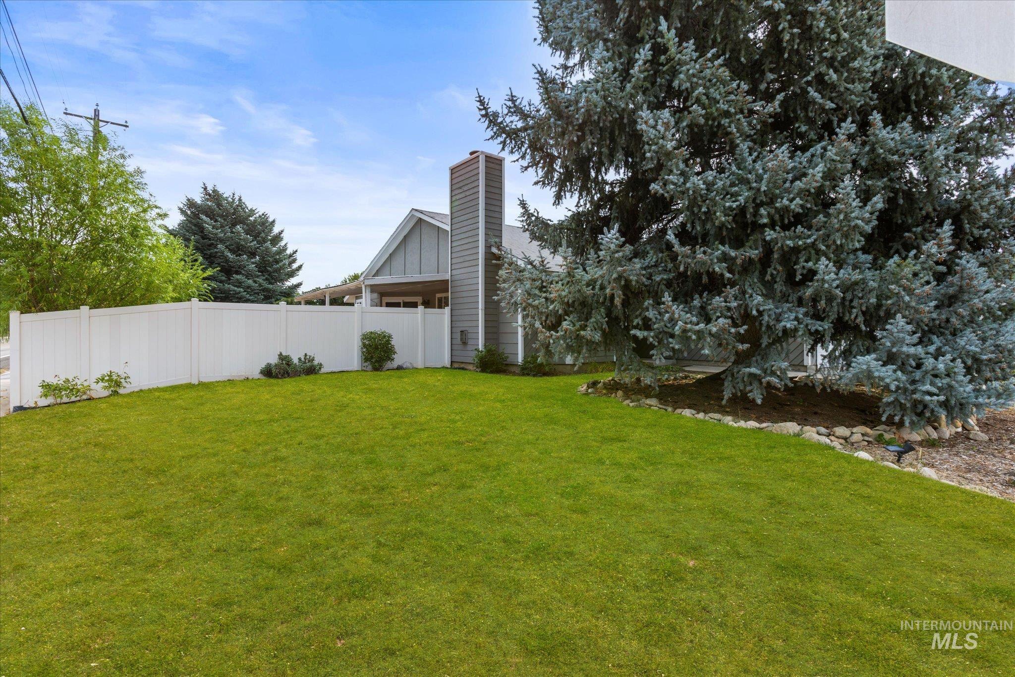 4778 N Wisteria Pl, Boise, Idaho 83713, 3 Bedrooms, 2.5 Bathrooms, Residential For Sale, Price $475,000,MLS 98997995