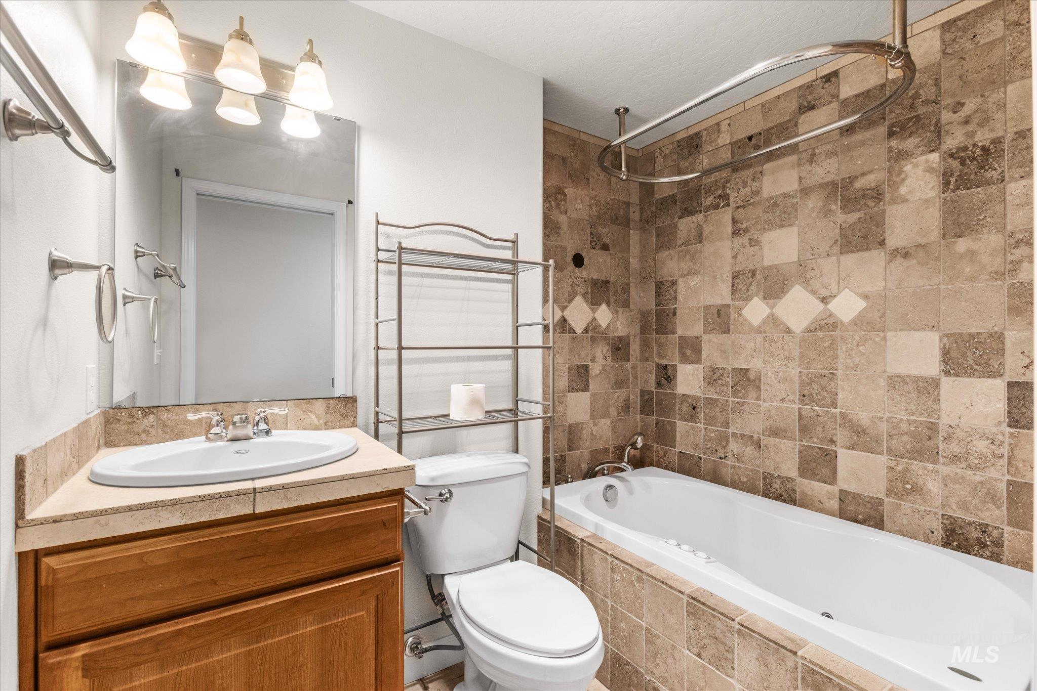 4778 N Wisteria Pl, Boise, Idaho 83713, 3 Bedrooms, 2.5 Bathrooms, Residential For Sale, Price $475,000,MLS 98997995