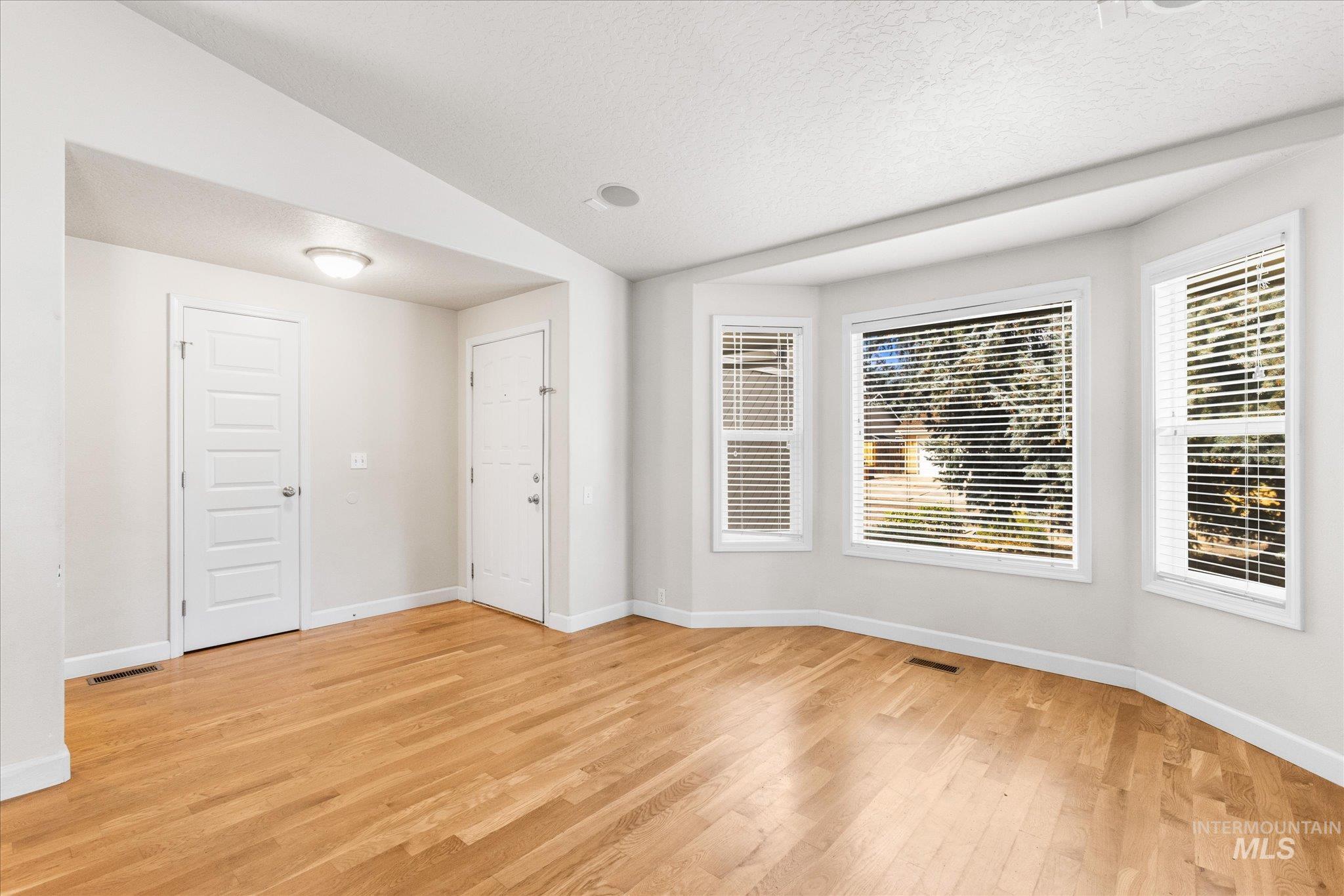 4778 N Wisteria Pl, Boise, Idaho 83713, 3 Bedrooms, 2.5 Bathrooms, Residential For Sale, Price $475,000,MLS 98997995