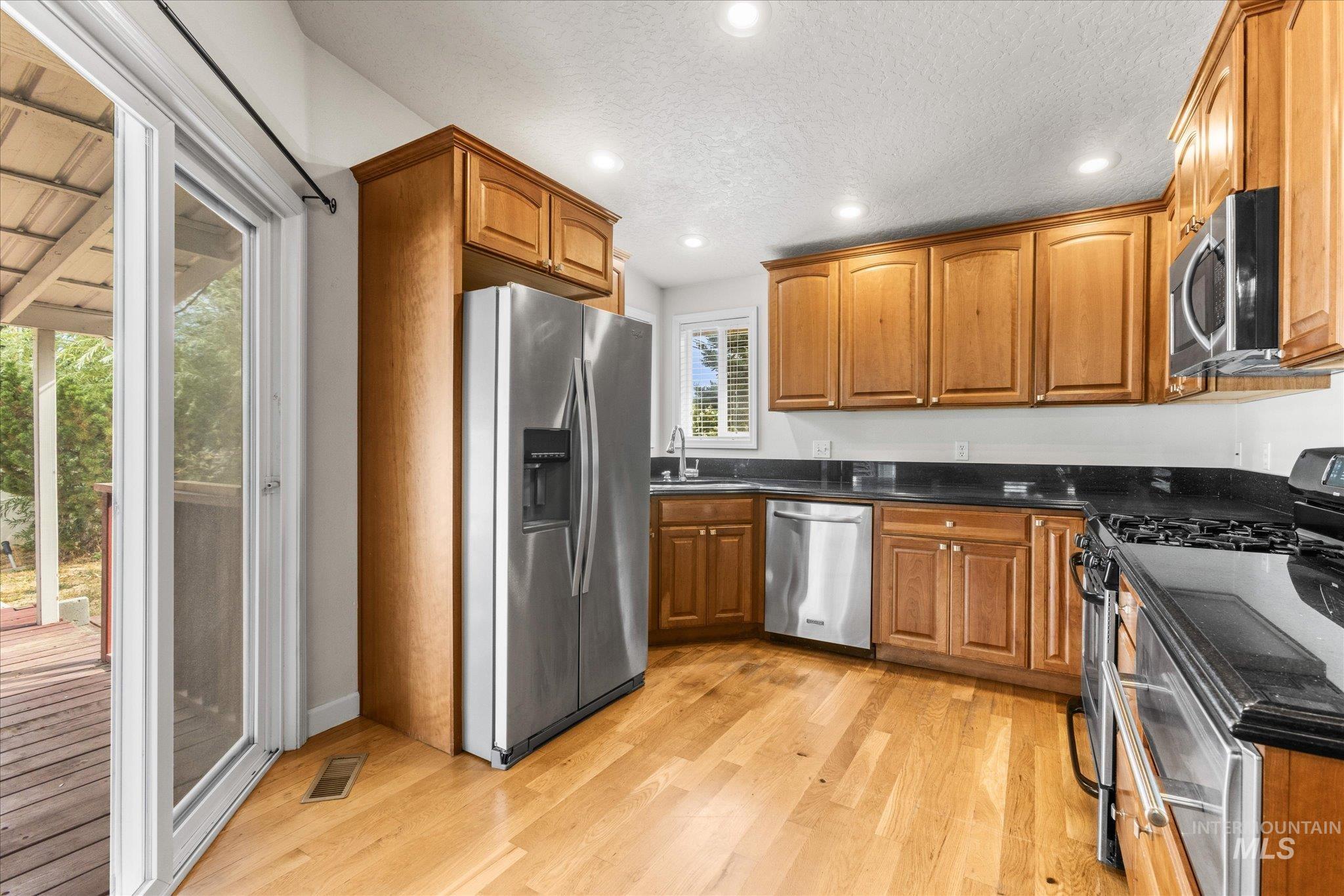 4778 N Wisteria Pl, Boise, Idaho 83713, 3 Bedrooms, 2.5 Bathrooms, Residential For Sale, Price $475,000,MLS 98997995