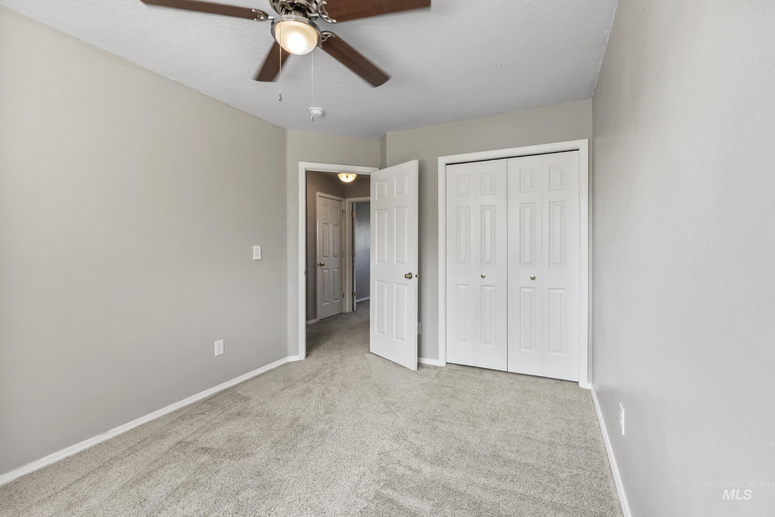 214 E Screech Owl Dr., Kuna, Idaho 83634, 4 Bedrooms, 3 Bathrooms, Residential For Sale, Price $439,900,MLS 98997996