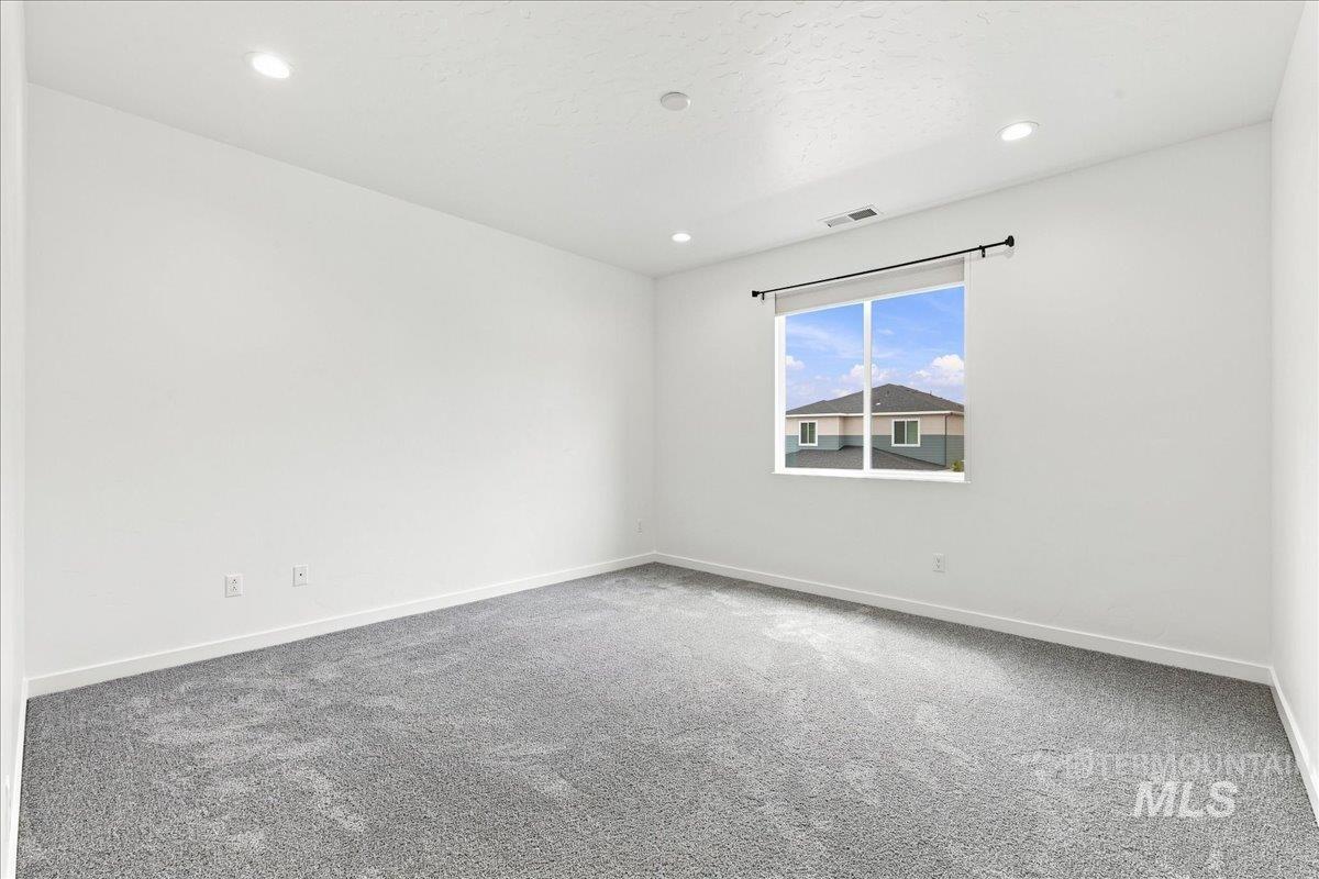 12731 W Endsley Lane, Star, Idaho 83669, 3 Bedrooms, 2.5 Bathrooms, Residential For Sale, Price $379,000,MLS 98997999