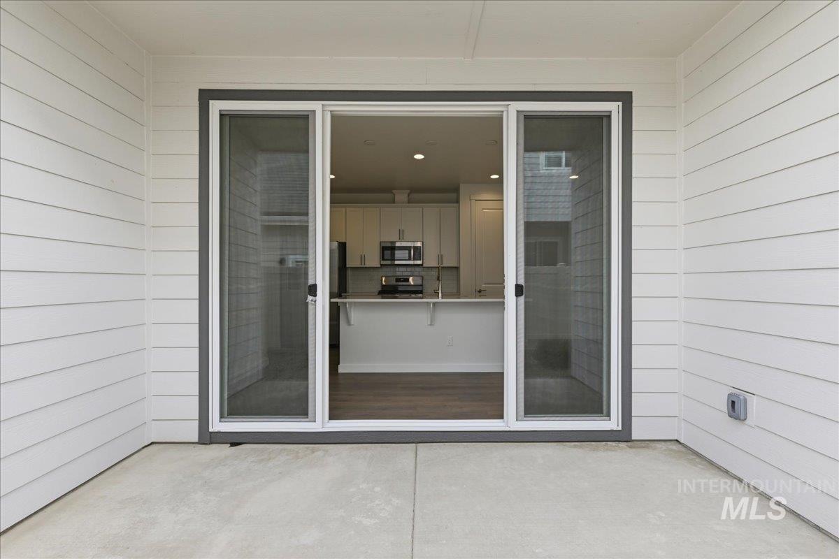 12731 W Endsley Lane, Star, Idaho 83669, 3 Bedrooms, 2.5 Bathrooms, Residential For Sale, Price $379,000,MLS 98997999