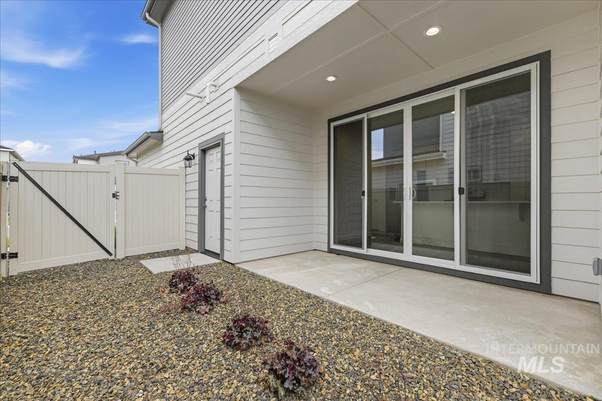 12731 W Endsley Lane, Star, Idaho 83669, 3 Bedrooms, 2.5 Bathrooms, Residential For Sale, Price $379,000,MLS 98997999