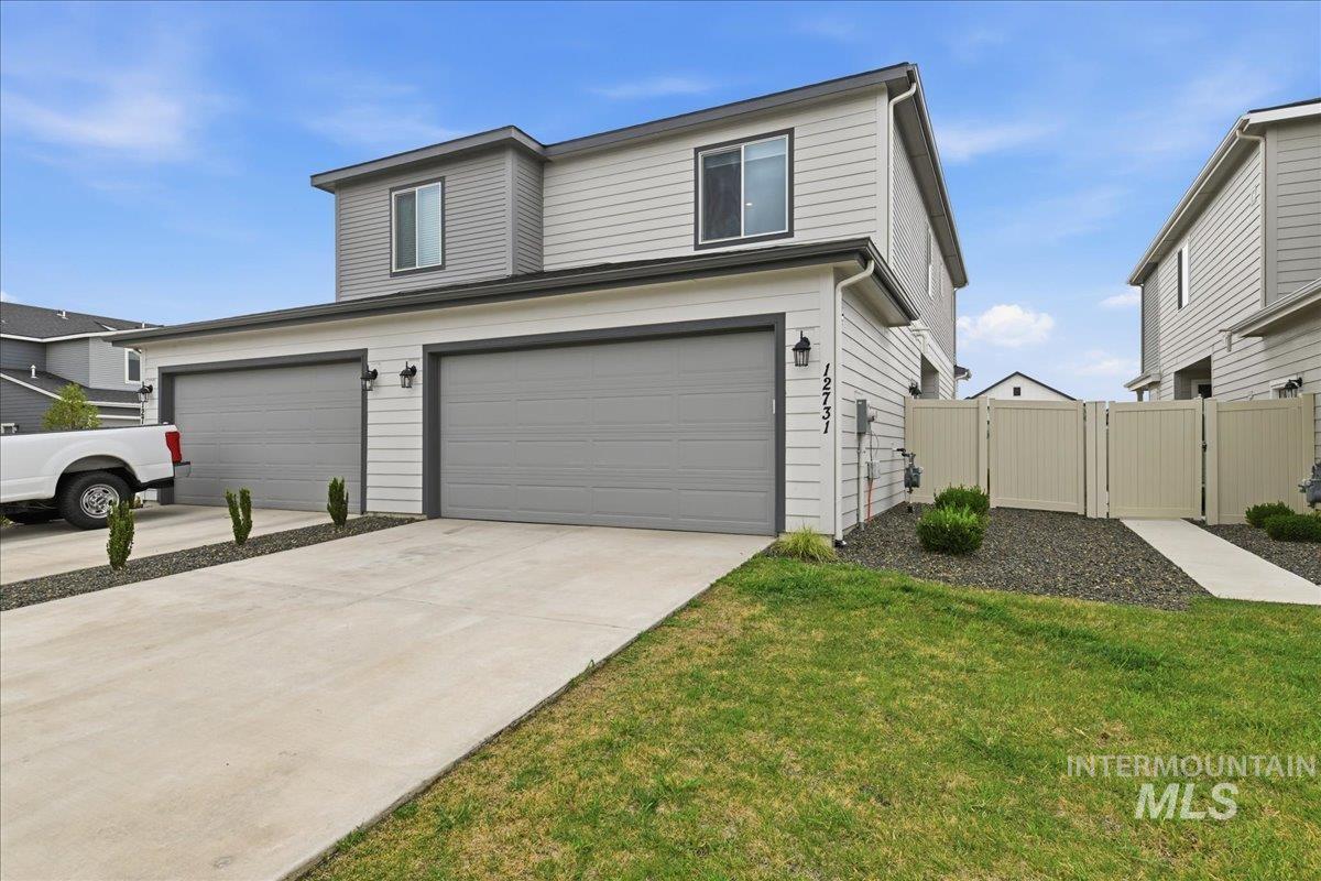 12731 W Endsley Lane, Star, Idaho 83669, 3 Bedrooms, 2.5 Bathrooms, Residential For Sale, Price $379,000,MLS 98997999