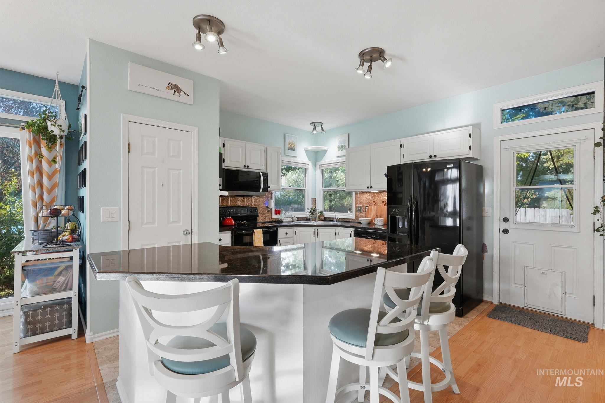 2217 N Amethyst Ave, Meridian, Idaho 83646, 4 Bedrooms, 2 Bathrooms, Residential For Sale, Price $470,000,MLS 98998000