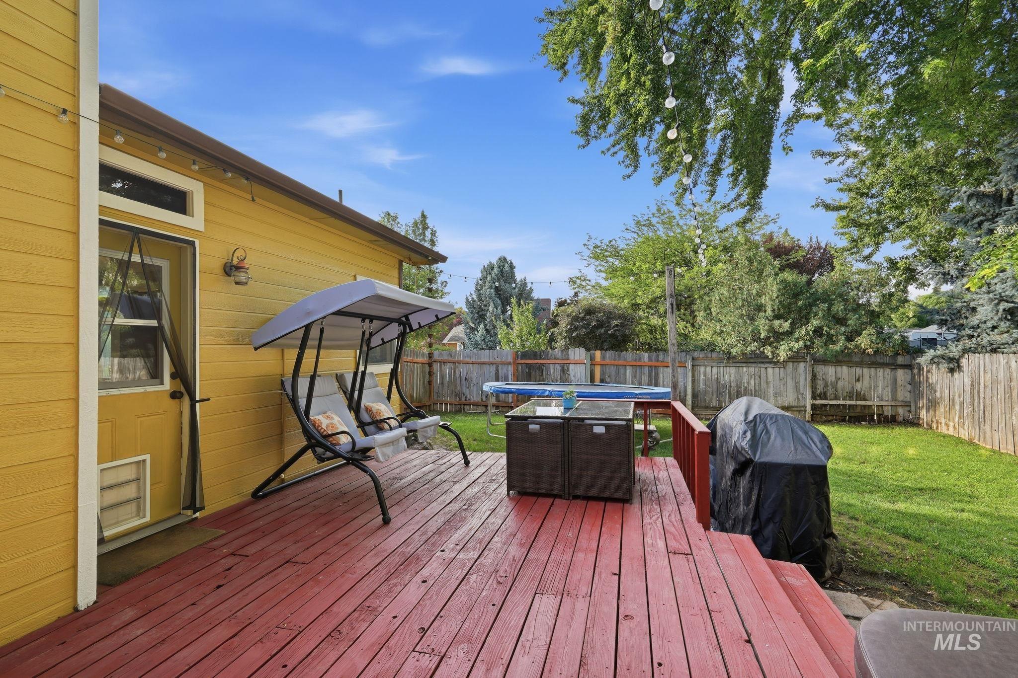 2217 N Amethyst Ave, Meridian, Idaho 83646, 4 Bedrooms, 2 Bathrooms, Residential For Sale, Price $470,000,MLS 98998000