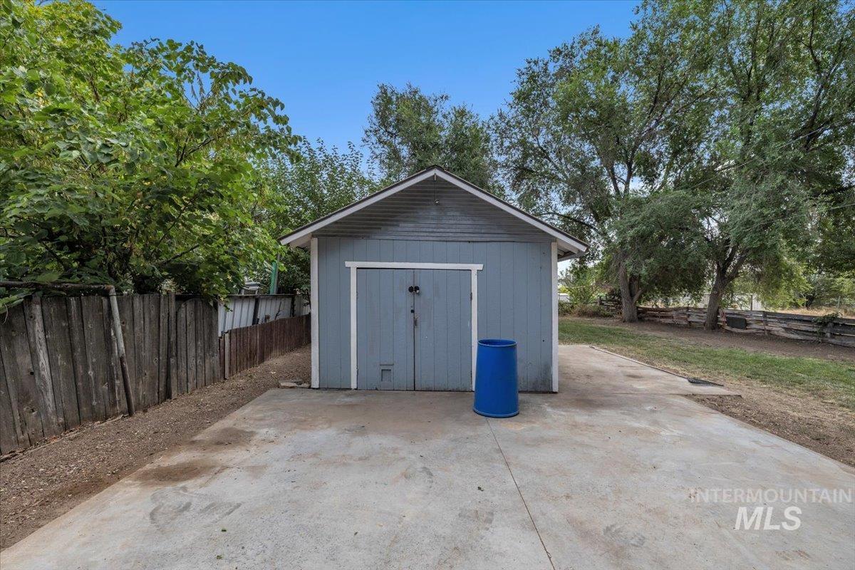 22 N Sunset St, Nampa, Idaho 83651, 3 Bedrooms, 1 Bathroom, Residential For Sale, Price $330,000,MLS 98998001