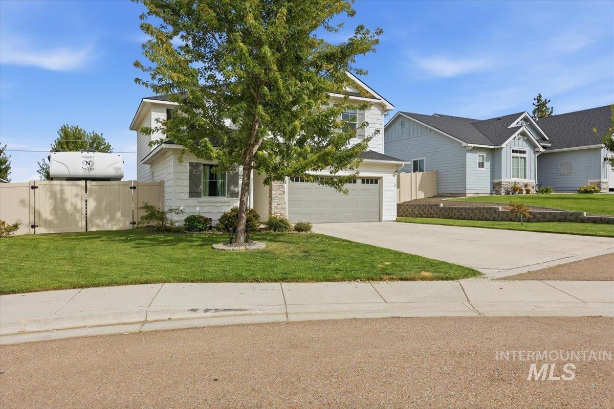 2370 S Knotty Timber Pl, Meridian, Idaho 83642, 4 Bedrooms, 2.5 Bathrooms, Residential For Sale, Price $519,900,MLS 98998003