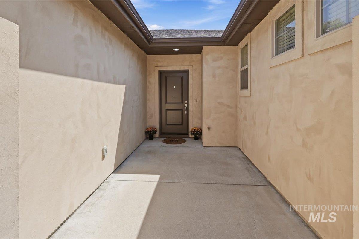 297 W Producer Dr, Meridian, Idaho 83646, 4 Bedrooms, 2 Bathrooms, Residential For Sale, Price $619,900, 98998007