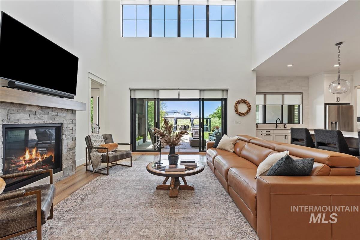 6509 Big Wood Way, Star, Idaho 83669, 4 Bedrooms, 4.5 Bathrooms, Residential For Sale, Price $1,299,000,MLS 98998008
