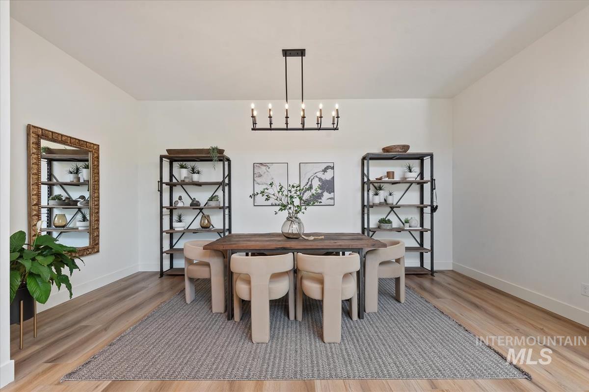 6509 Big Wood Way, Star, Idaho 83669, 4 Bedrooms, 4.5 Bathrooms, Residential For Sale, Price $1,299,000,MLS 98998008