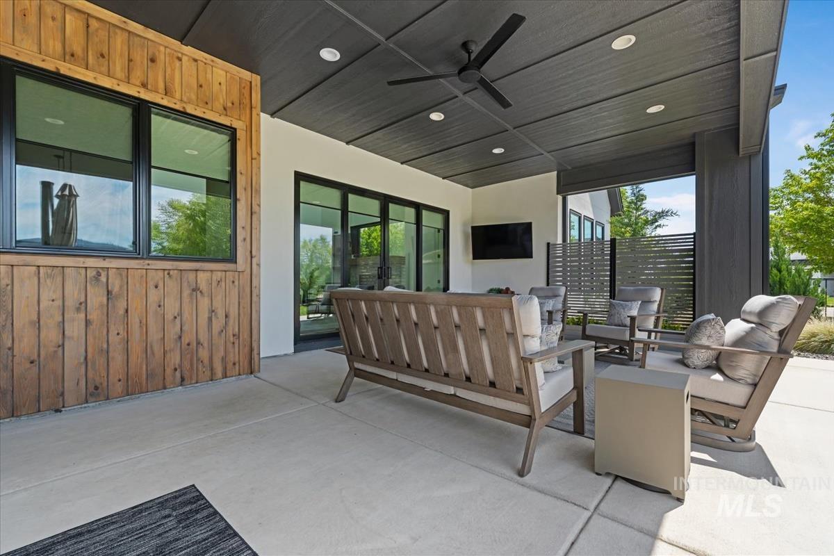 6509 Big Wood Way, Star, Idaho 83669, 4 Bedrooms, 4.5 Bathrooms, Residential For Sale, Price $1,299,000,MLS 98998008