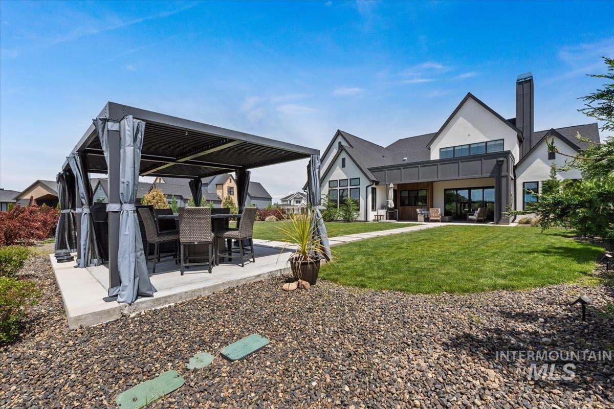 6509 Big Wood Way, Star, Idaho 83669, 4 Bedrooms, 4.5 Bathrooms, Residential For Sale, Price $1,299,000,MLS 98998008
