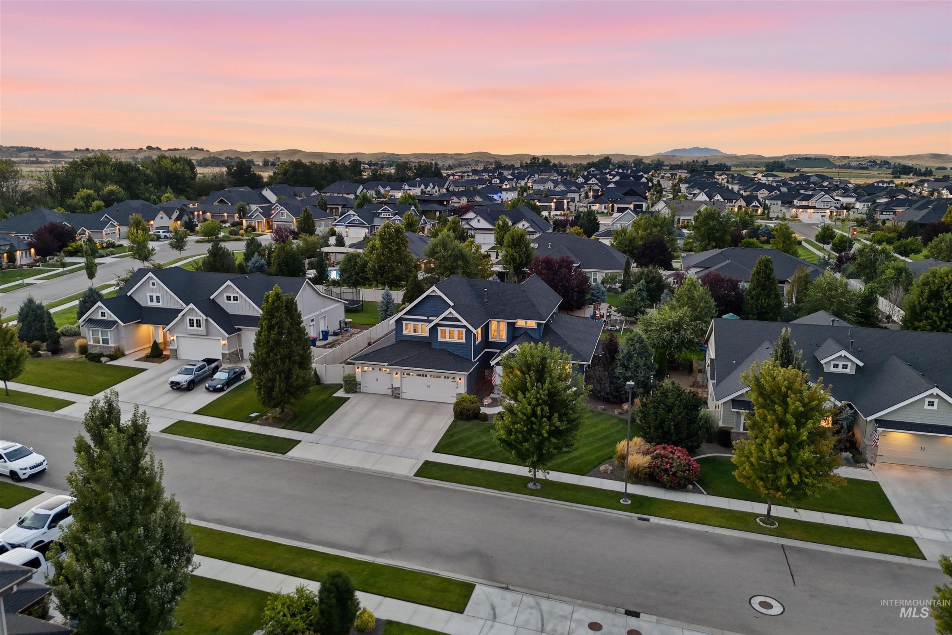6210 W Frisby St., Eagle, Idaho 83616, 4 Bedrooms, 3.5 Bathrooms, Residential For Sale, Price $1,100,000,MLS 98998010