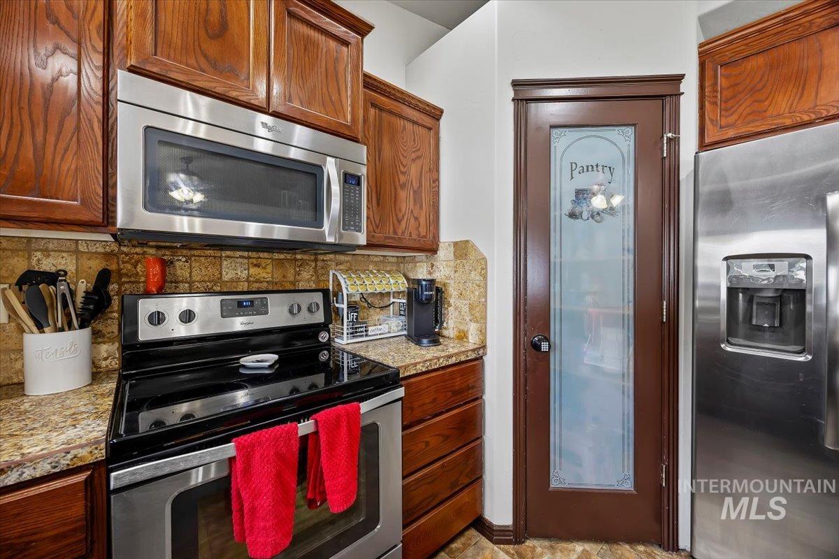 615 Garnet St., Twin Falls, Idaho 83301, 3 Bedrooms, 2 Bathrooms, Residential For Sale, Price $354,900,MLS 98998012