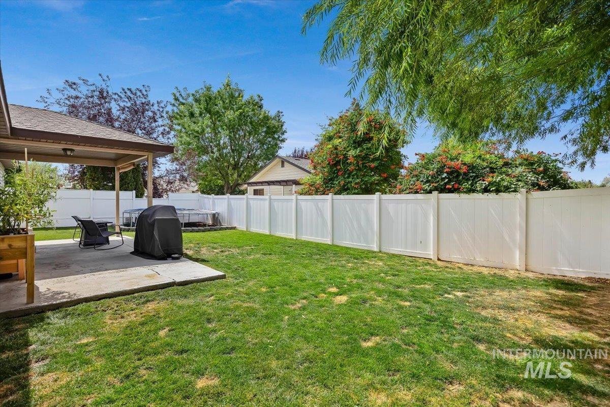 615 Garnet St., Twin Falls, Idaho 83301, 3 Bedrooms, 2 Bathrooms, Residential For Sale, Price $354,900,MLS 98998012