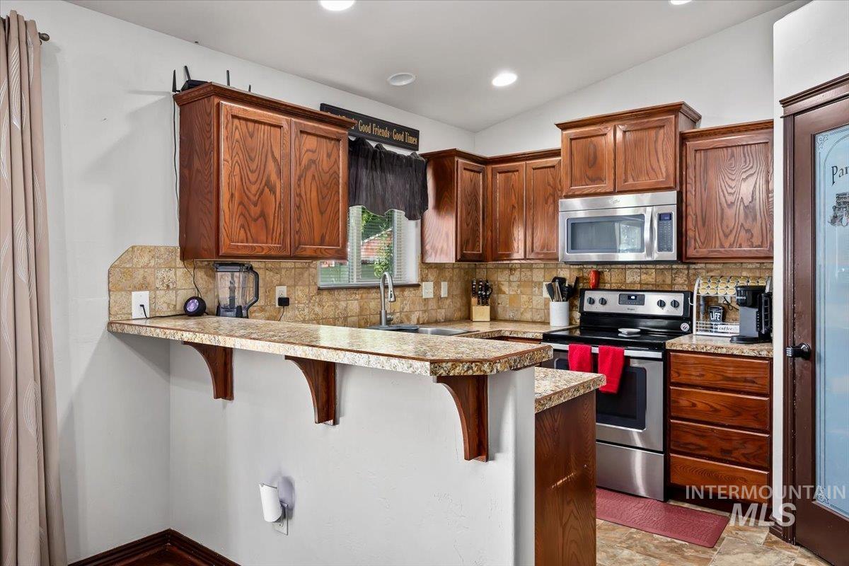 615 Garnet St., Twin Falls, Idaho 83301, 3 Bedrooms, 2 Bathrooms, Residential For Sale, Price $354,900,MLS 98998012