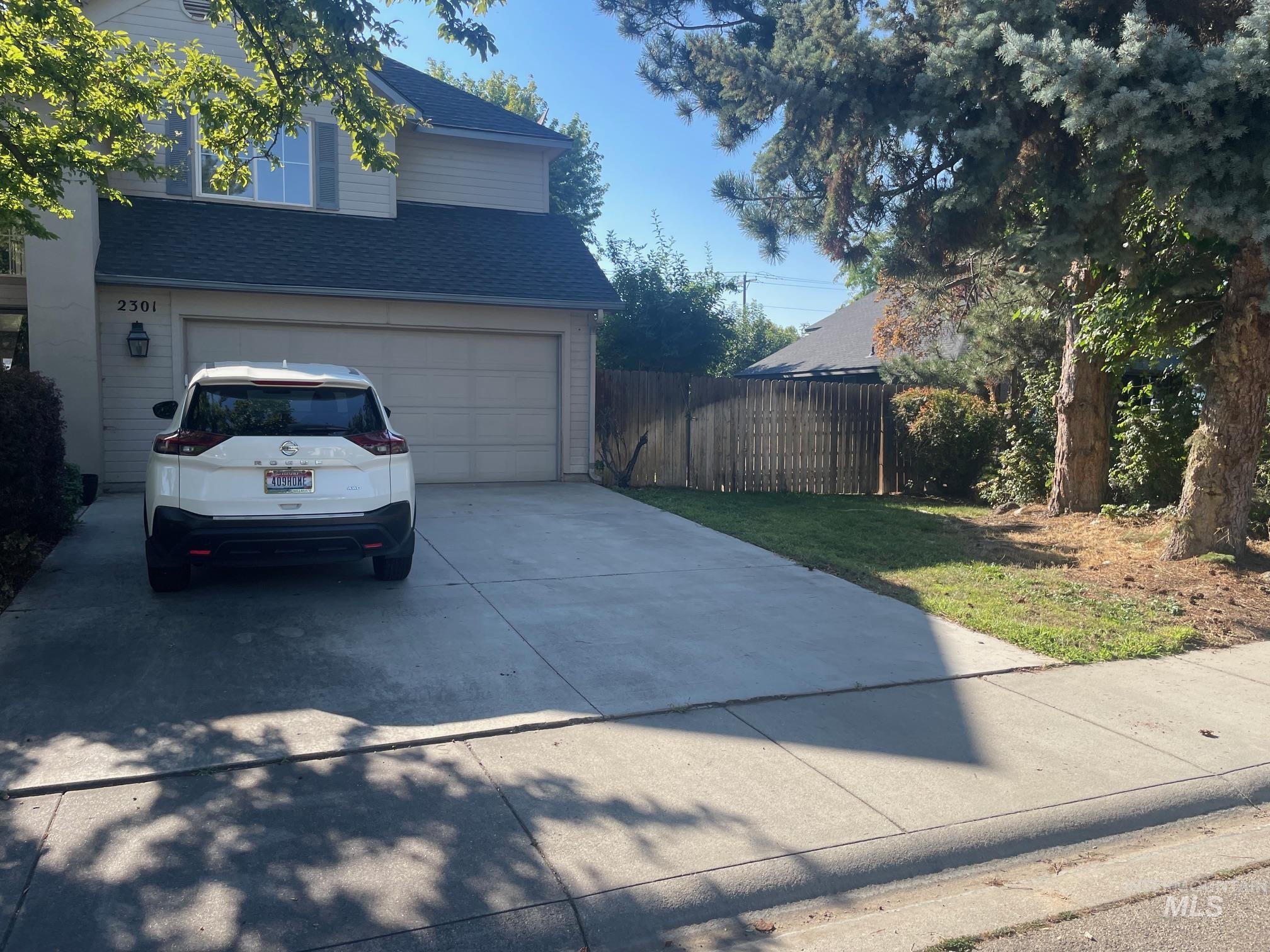 2301 N Swainson Ave, Meridian, Idaho 83646, 3 Bedrooms, 2.5 Bathrooms, Residential For Sale, Price $449,900,MLS 98998013