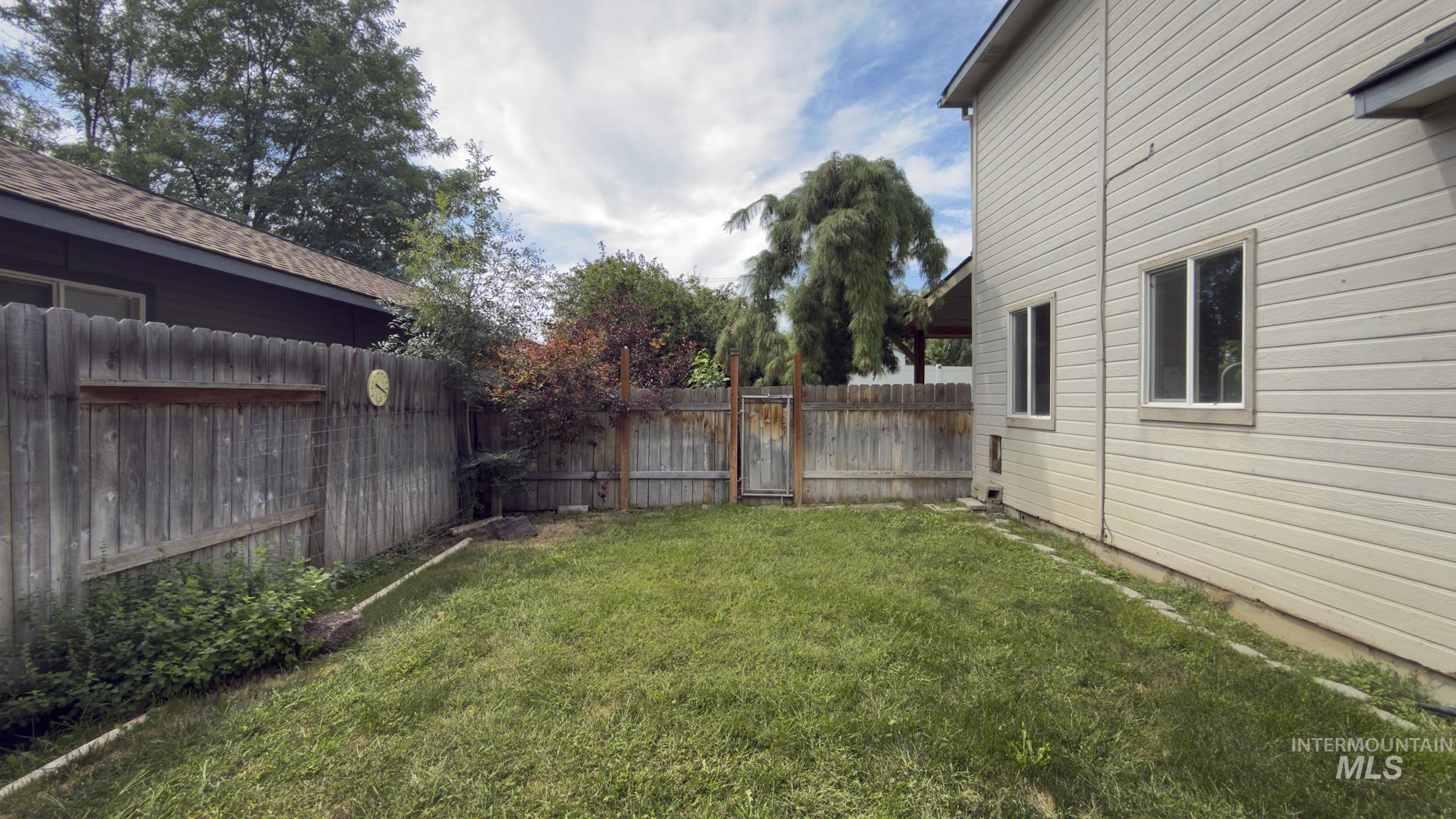 2301 N Swainson Ave, Meridian, Idaho 83646, 3 Bedrooms, 2.5 Bathrooms, Residential For Sale, Price $449,900, 98998013