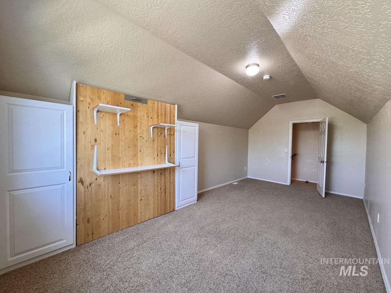 2237 W Lake Pointe Ct, Nampa, Idaho 83651, 3 Bedrooms, 2 Bathrooms, Residential For Sale, Price $389,989, 98998015