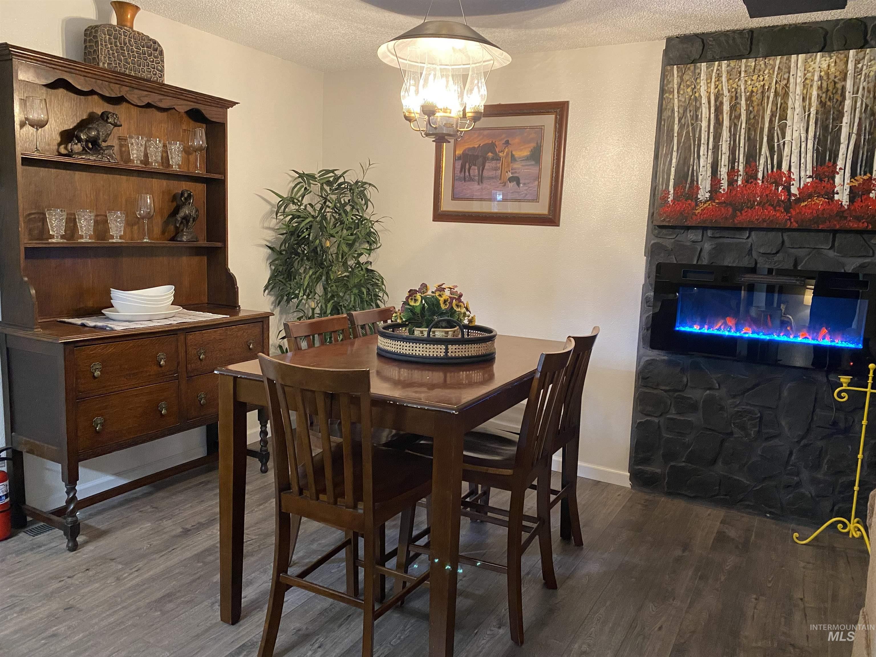 813 Camas St, Winchester, Idaho 83555, 4 Bedrooms, 3 Bathrooms, Residential For Sale, Price $479,000,MLS 98998018