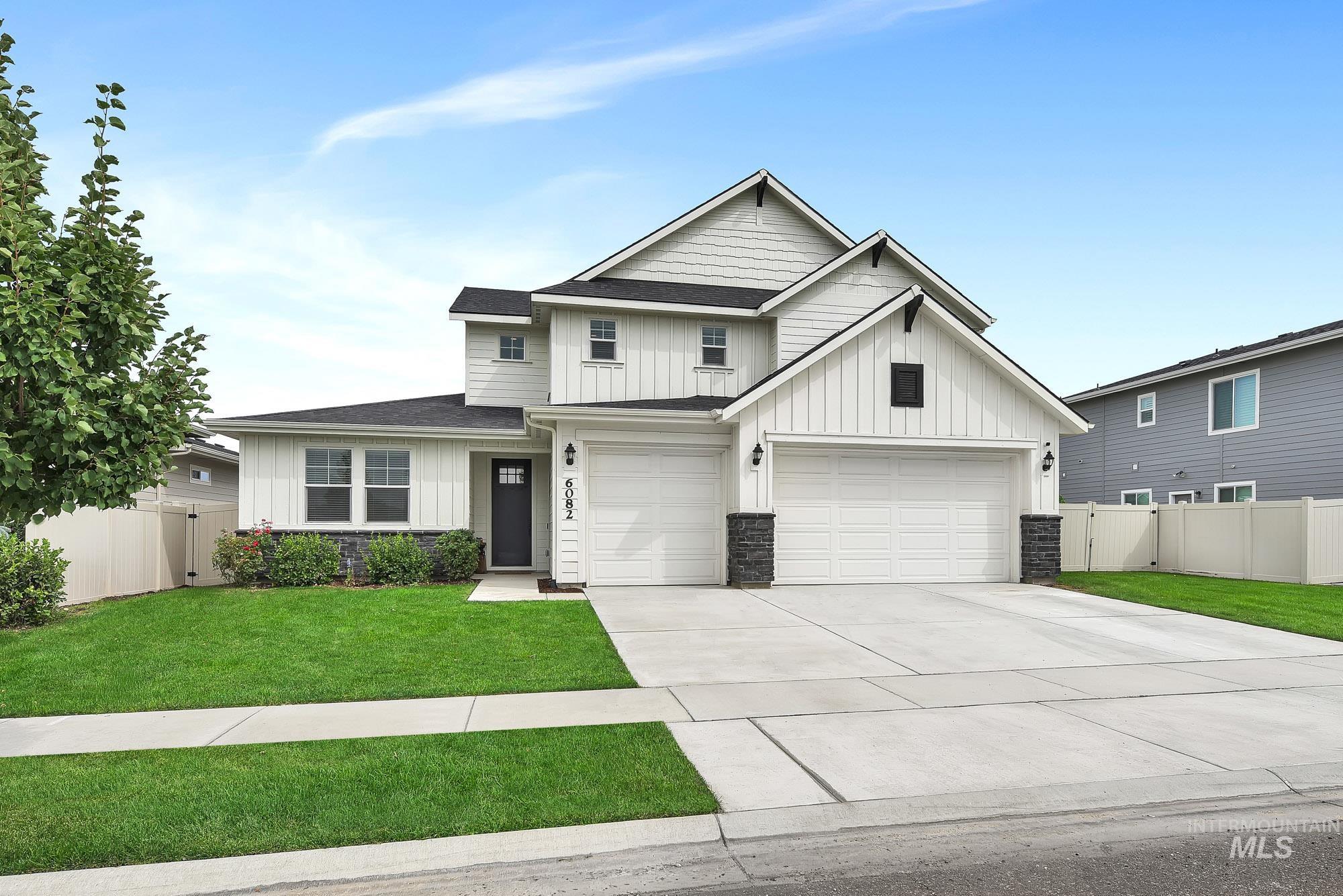 6082 E Canyon Crossing Dr., Nampa, Idaho 83687, 5 Bedrooms, 3 Bathrooms, Residential For Sale, Price $699,900,MLS 98998024