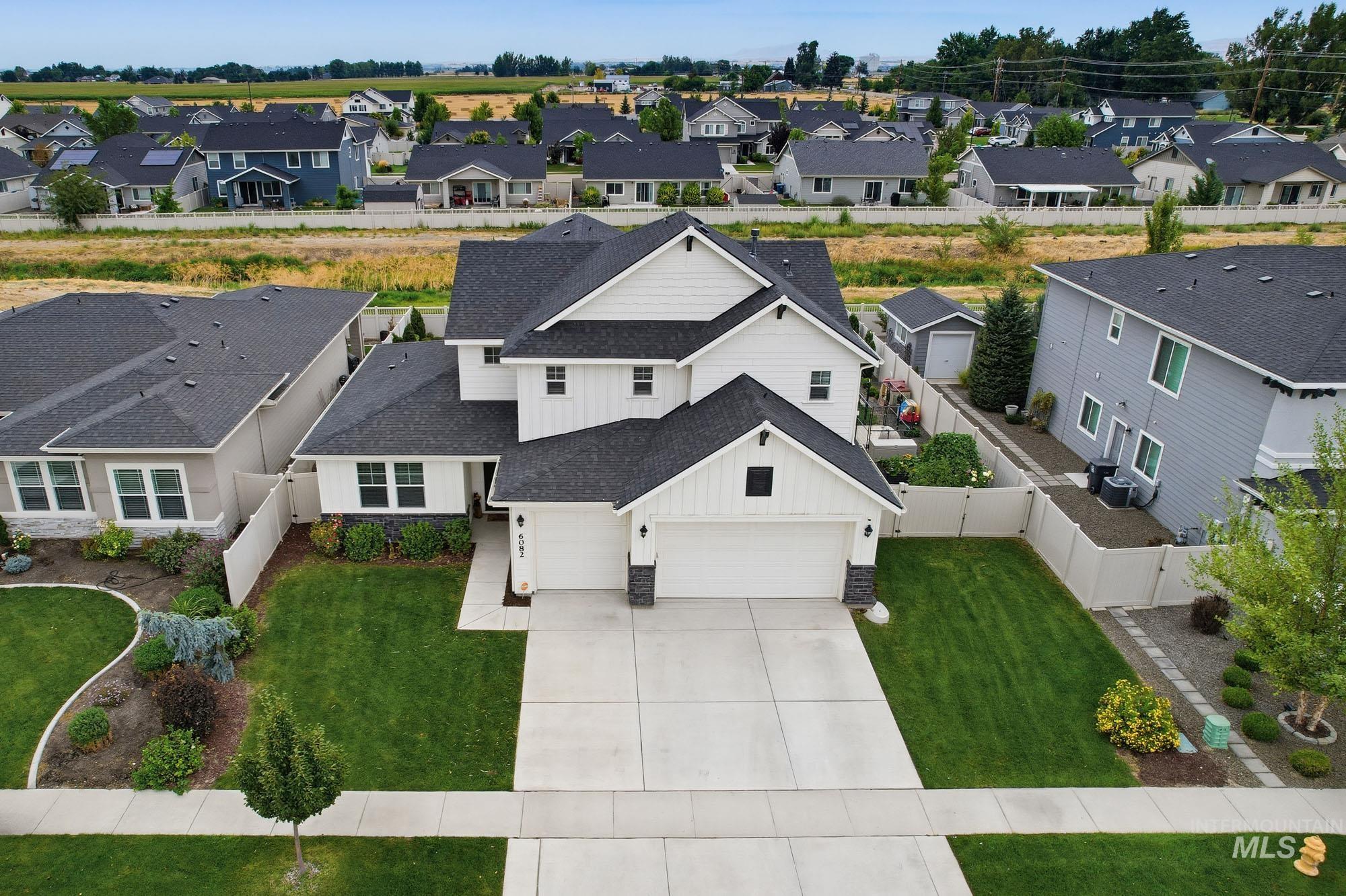 6082 E Canyon Crossing Dr., Nampa, Idaho 83687, 5 Bedrooms, 3 Bathrooms, Residential For Sale, Price $699,900, 98998024