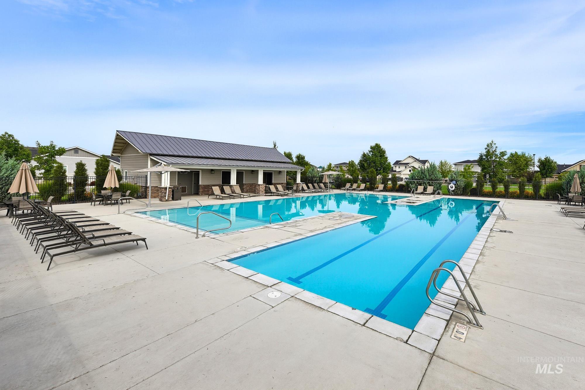6082 E Canyon Crossing Dr., Nampa, Idaho 83687, 5 Bedrooms, 3 Bathrooms, Residential For Sale, Price $699,900, 98998024