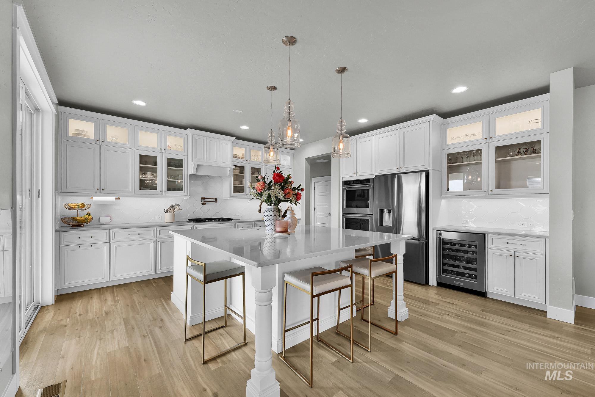 6082 E Canyon Crossing Dr., Nampa, Idaho 83687, 5 Bedrooms, 3 Bathrooms, Residential For Sale, Price $699,900, 98998024