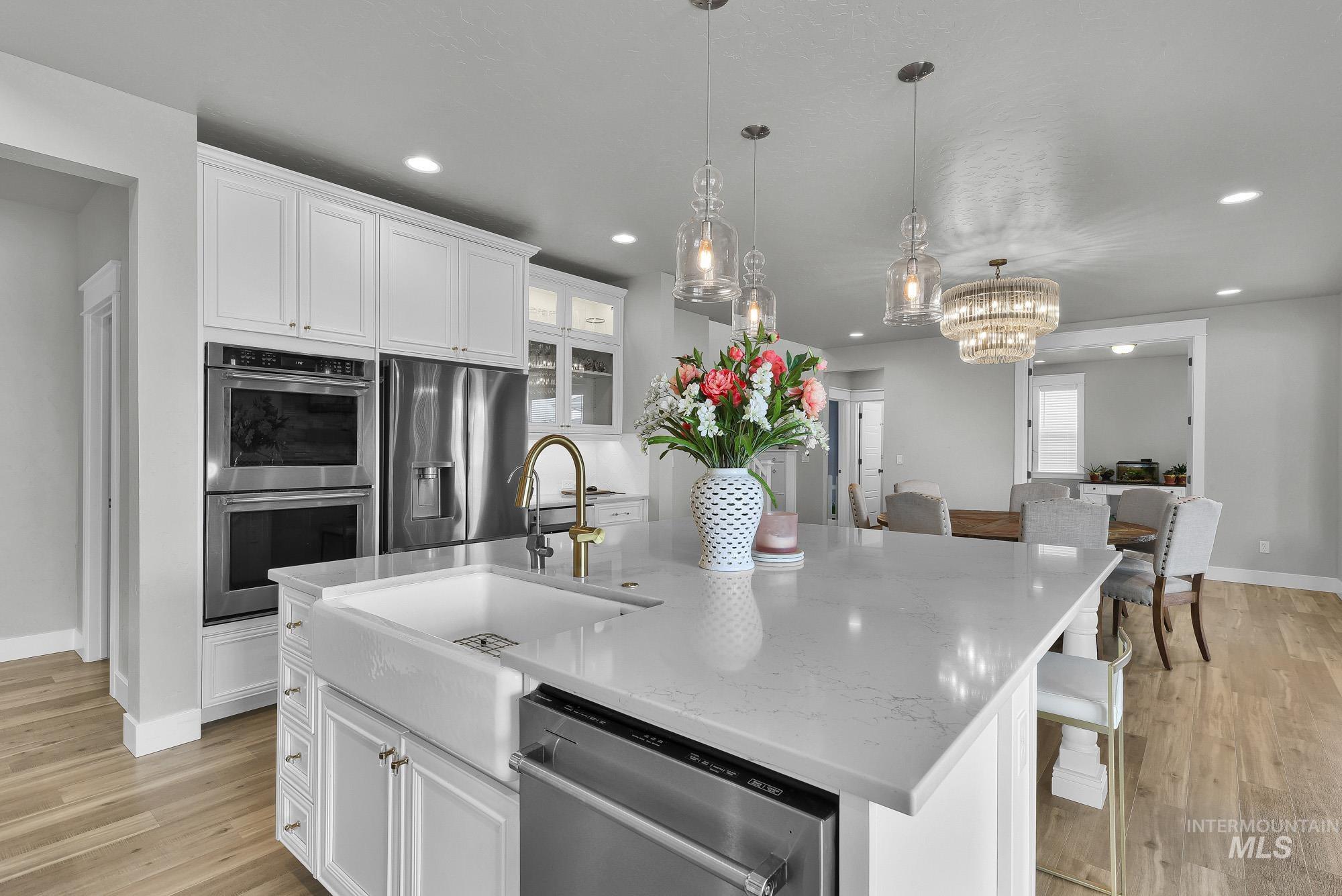 6082 E Canyon Crossing Dr., Nampa, Idaho 83687, 5 Bedrooms, 3 Bathrooms, Residential For Sale, Price $699,900, 98998024