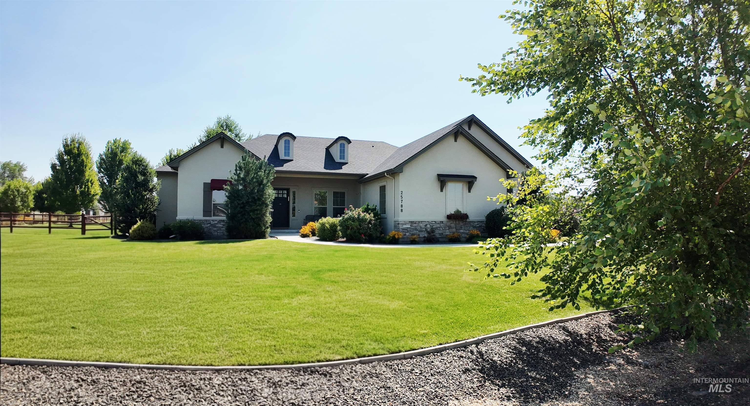 25788 Amble Way, Middleton, Idaho 83644, 4 Bedrooms, 2.5 Bathrooms, Residential For Sale, Price $1,300,000,MLS 98998025