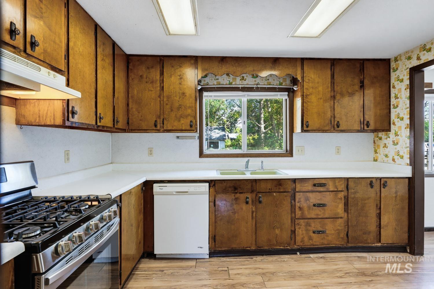 4721 W Cassia, Boise, Idaho 83705, 3 Bedrooms, 1 Bathroom, Residential For Sale, Price $489,900,MLS 98998026
