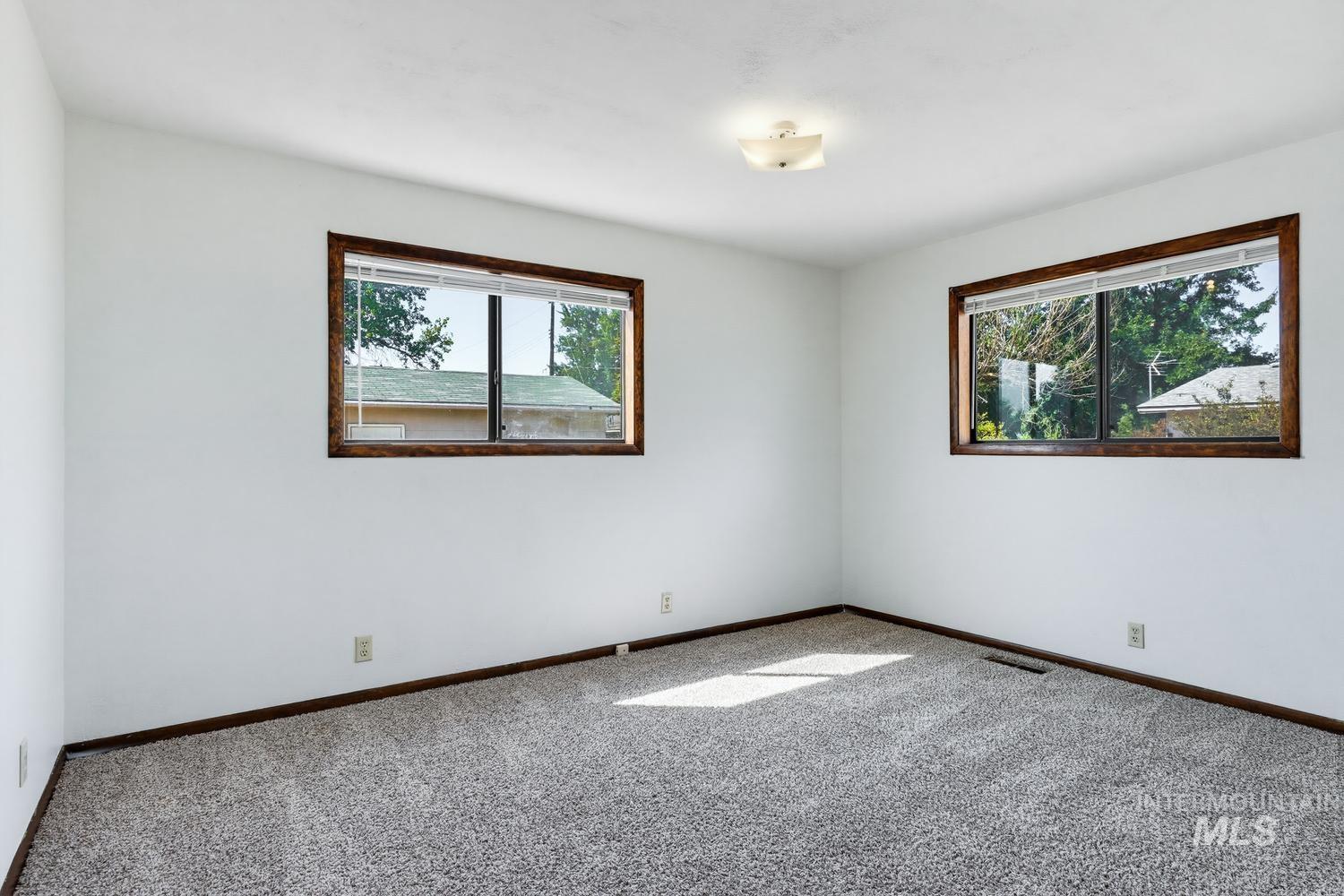 4721 W Cassia, Boise, Idaho 83705, 3 Bedrooms, 1 Bathroom, Residential For Sale, Price $489,900,MLS 98998026