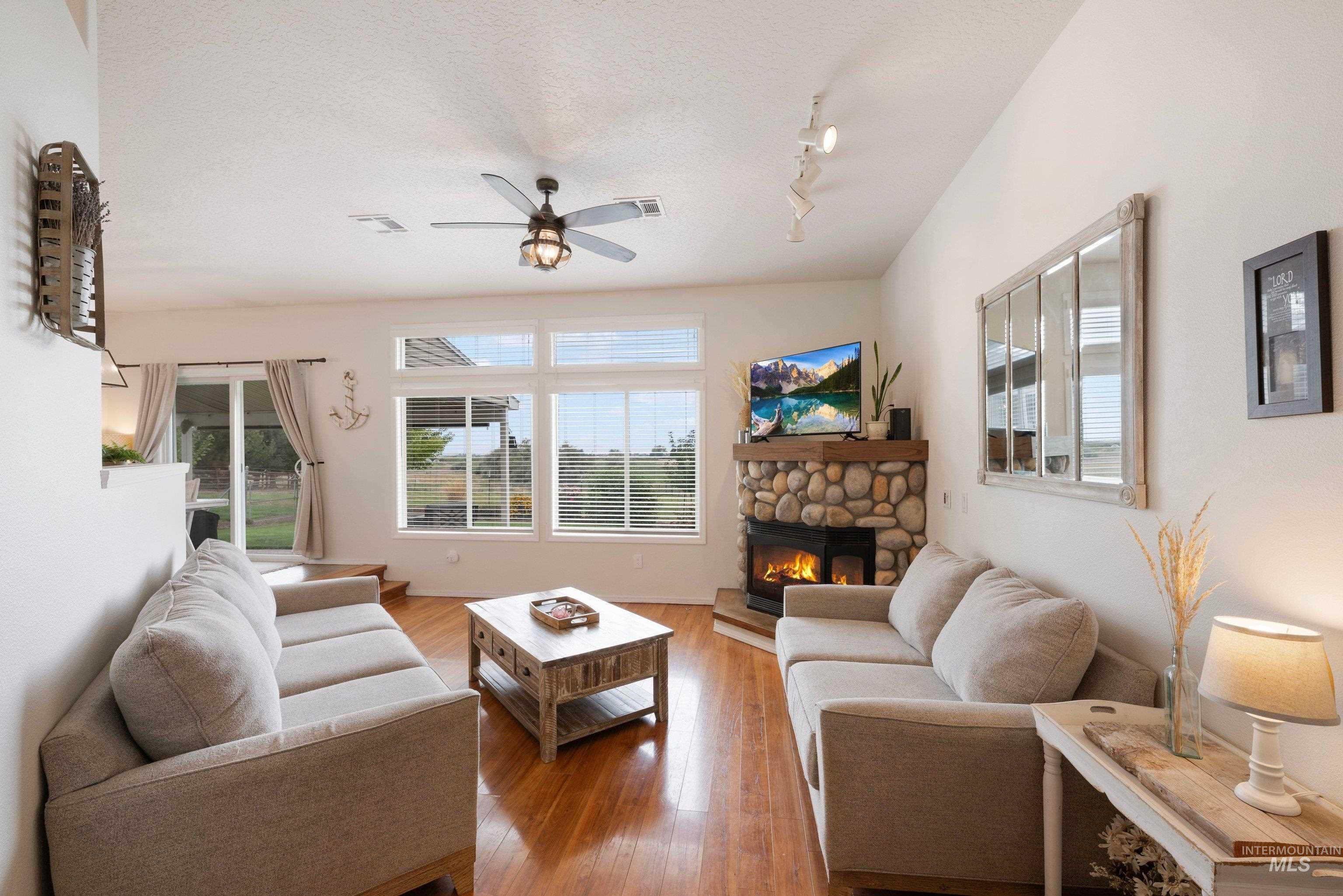 35 S Pit Lane, Nampa, Idaho 83687, 3 Bedrooms, 2 Bathrooms, Residential For Sale, Price $765,000, 98998028