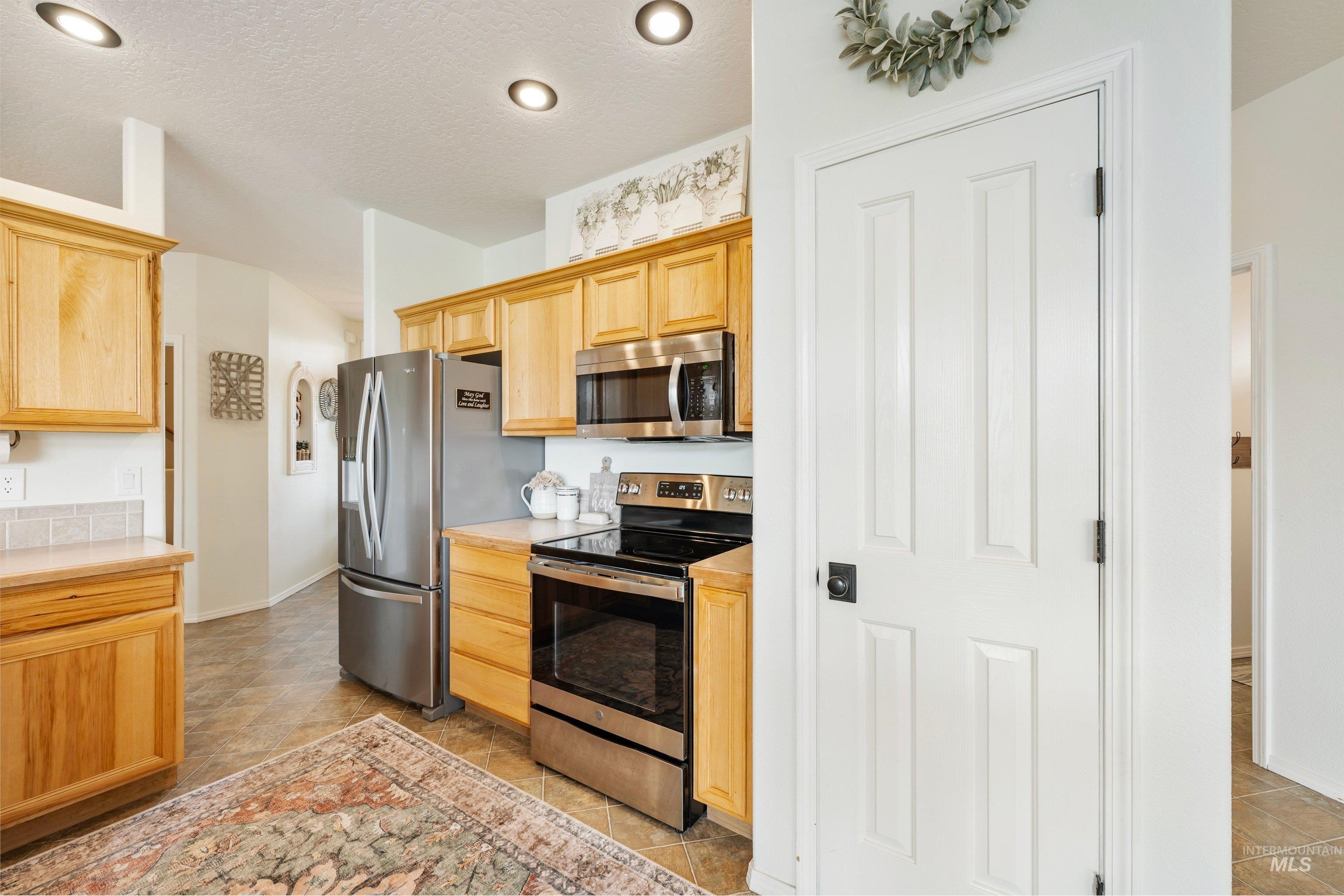 35 S Pit Lane, Nampa, Idaho 83687, 3 Bedrooms, 2 Bathrooms, Residential For Sale, Price $765,000, 98998028