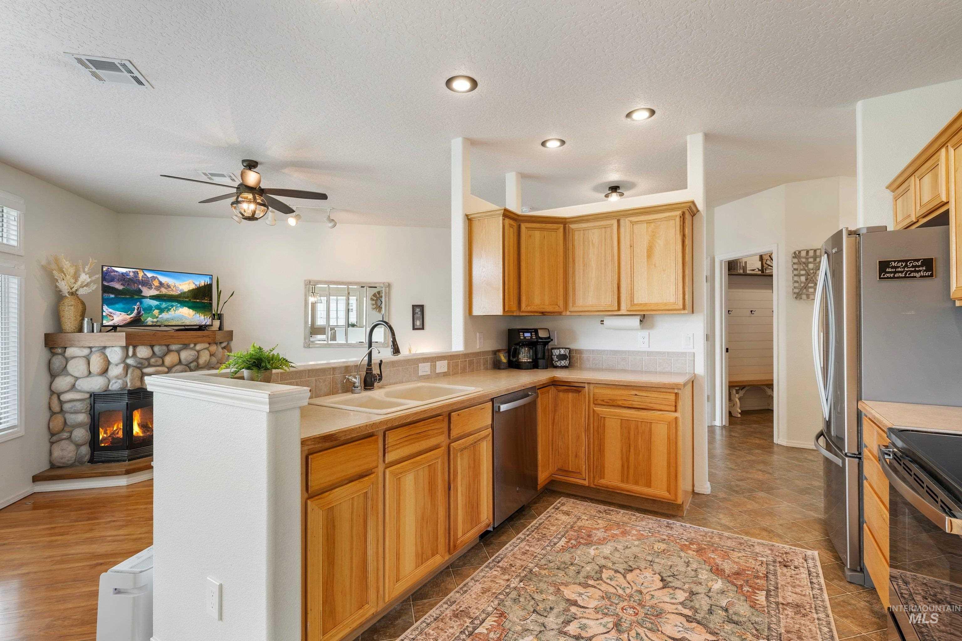 35 S Pit Lane, Nampa, Idaho 83687, 3 Bedrooms, 2 Bathrooms, Residential For Sale, Price $765,000, 98998028